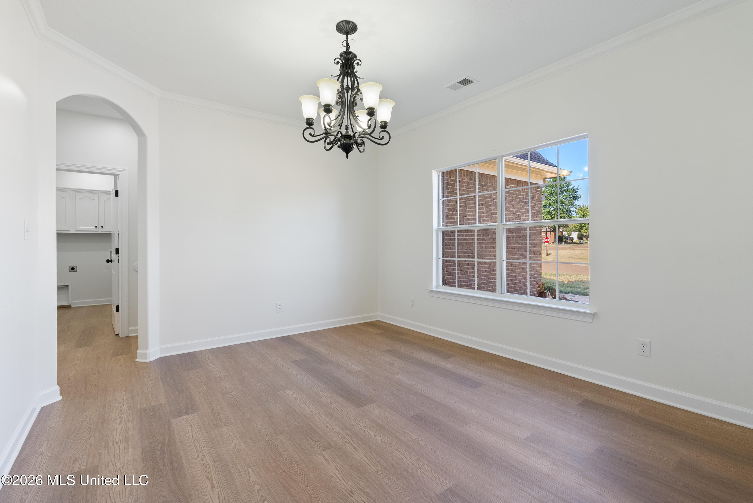 4264 Genevieve Drive Property Photo 8