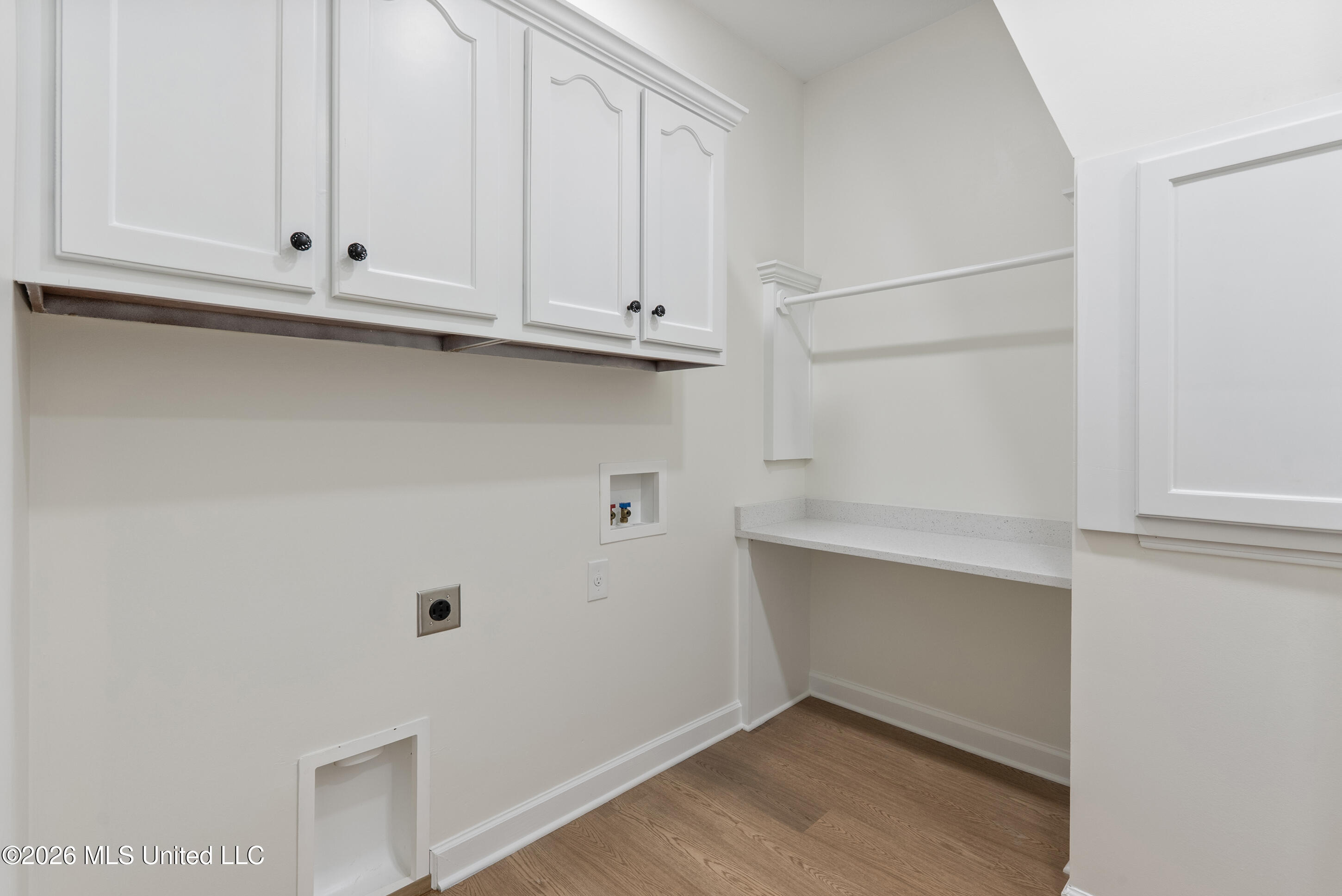 4264 Genevieve Drive Property Photo 17