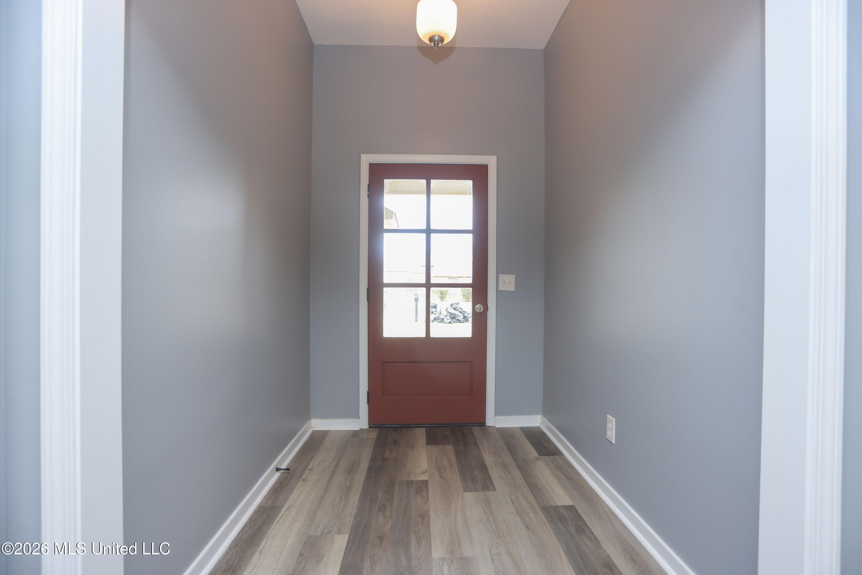 11 Pine Hill Way Property Photo 3