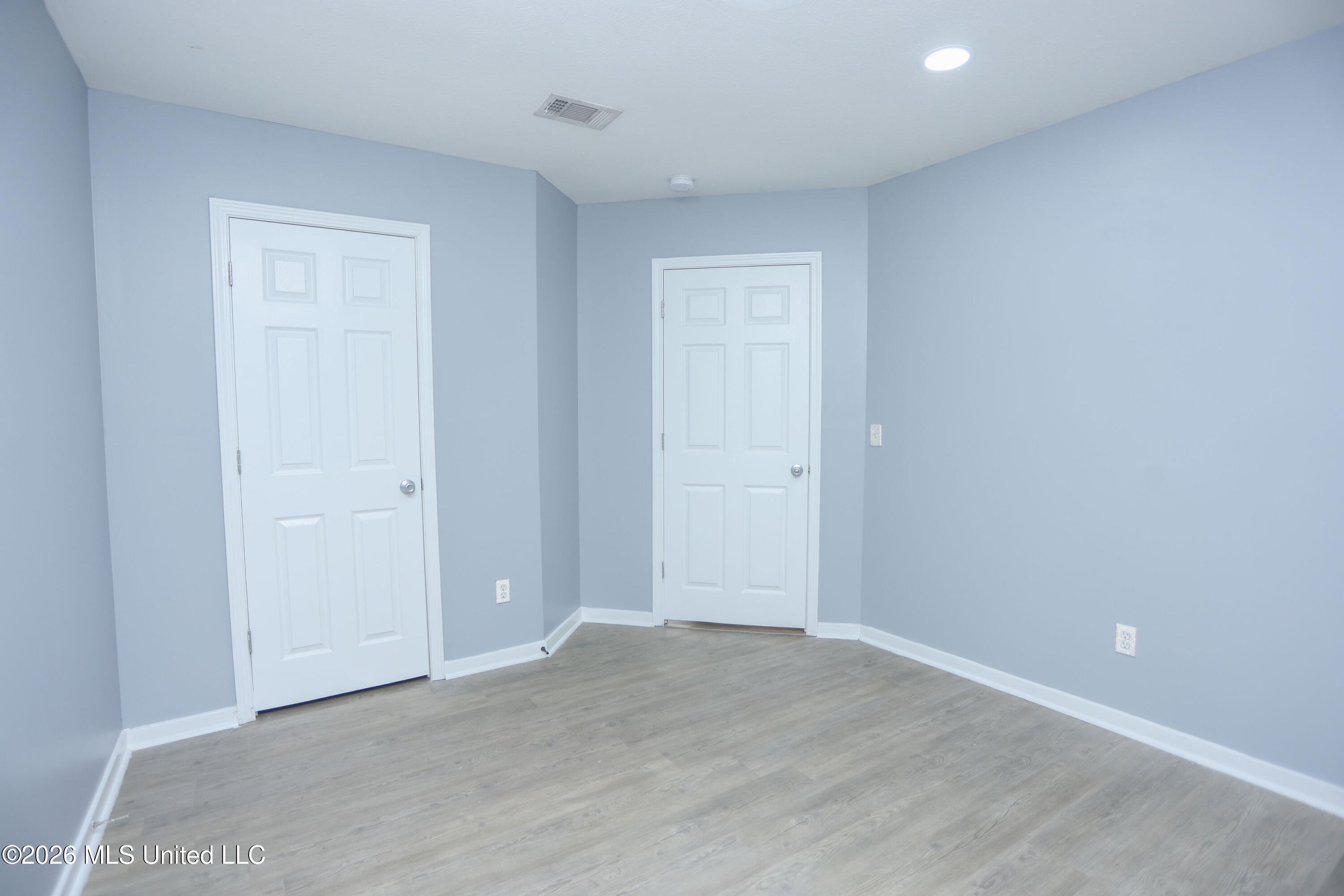 11 Pine Hill Way Property Photo 8