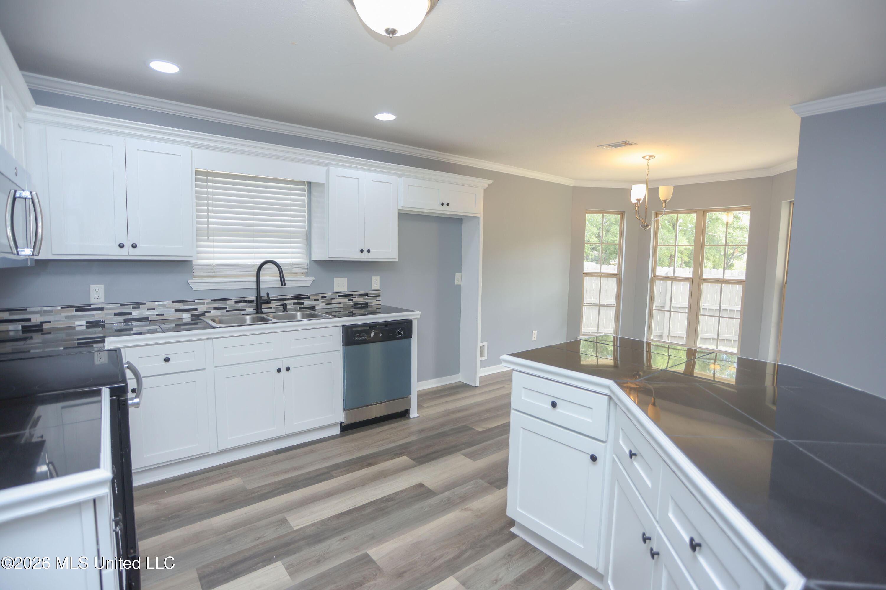 11 Pine Hill Way Property Photo 15