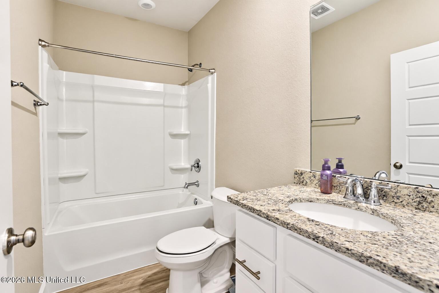 5356 Leeds Lane Property Photo 14