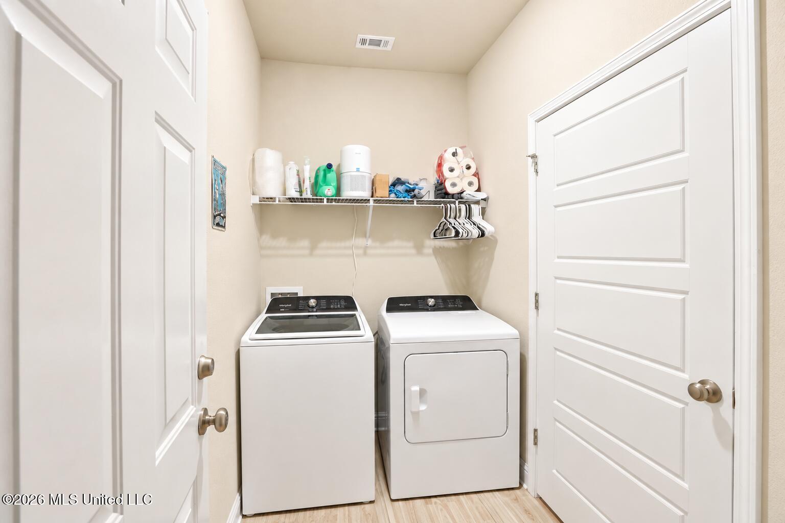5356 Leeds Lane Property Photo 16