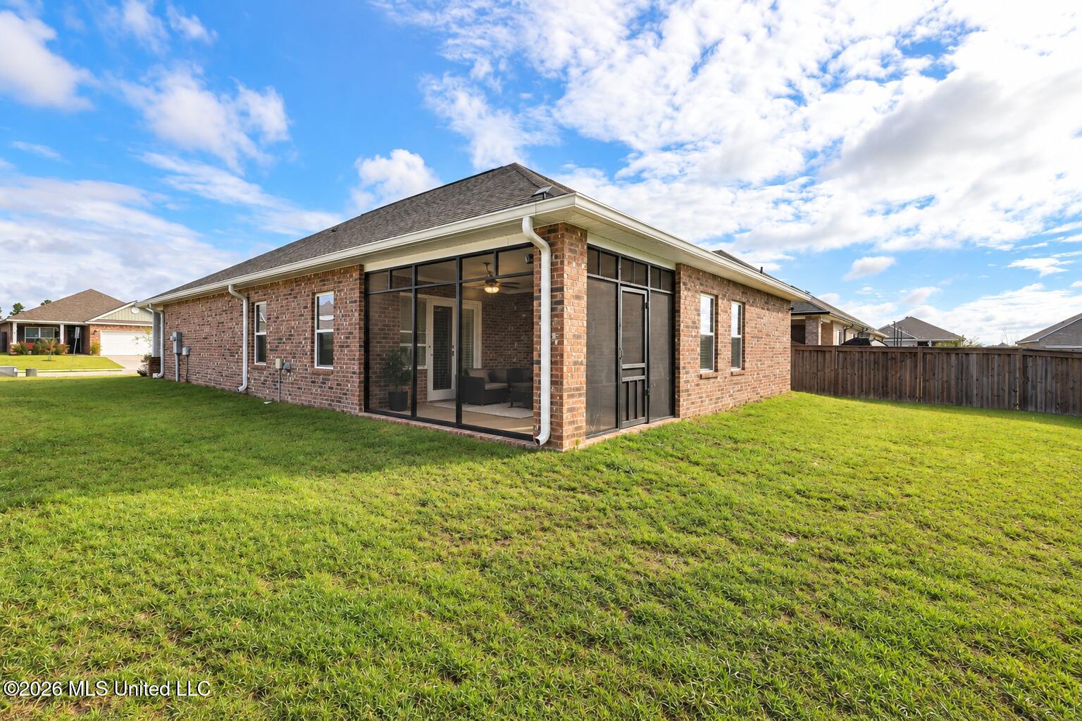 5356 Leeds Lane Property Photo 18