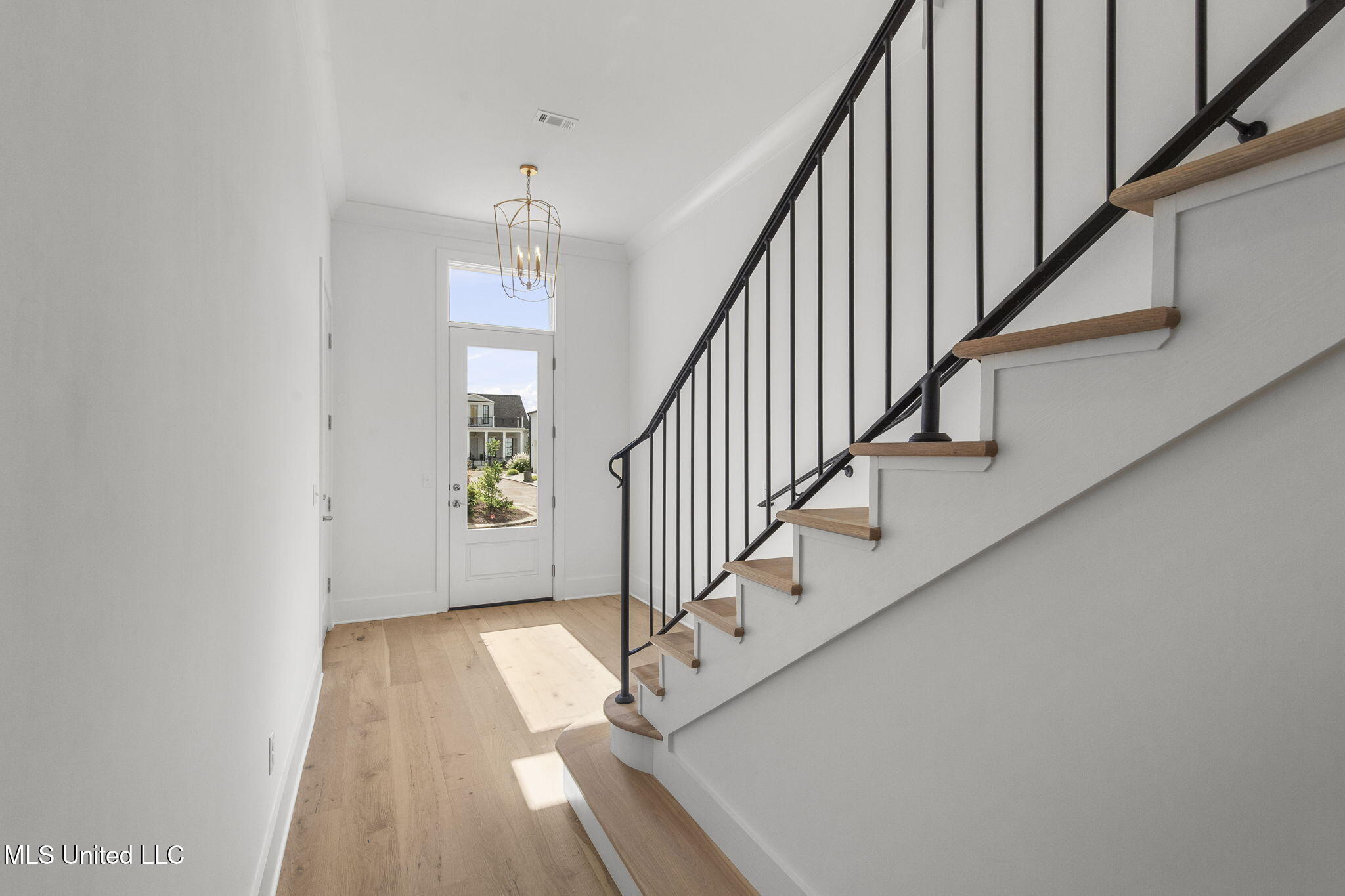 105 Prytania Street Property Photo 40