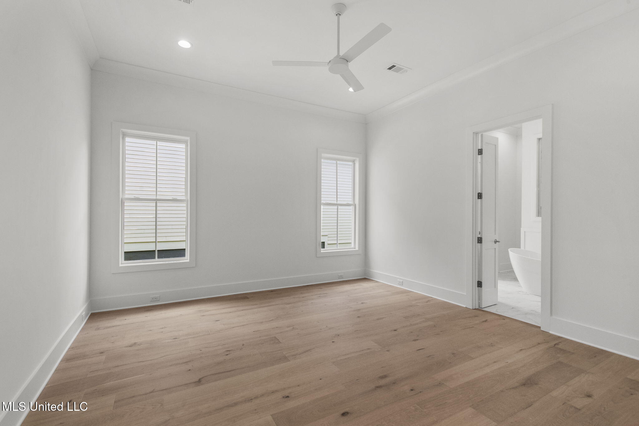 105 Prytania Street Property Photo 44