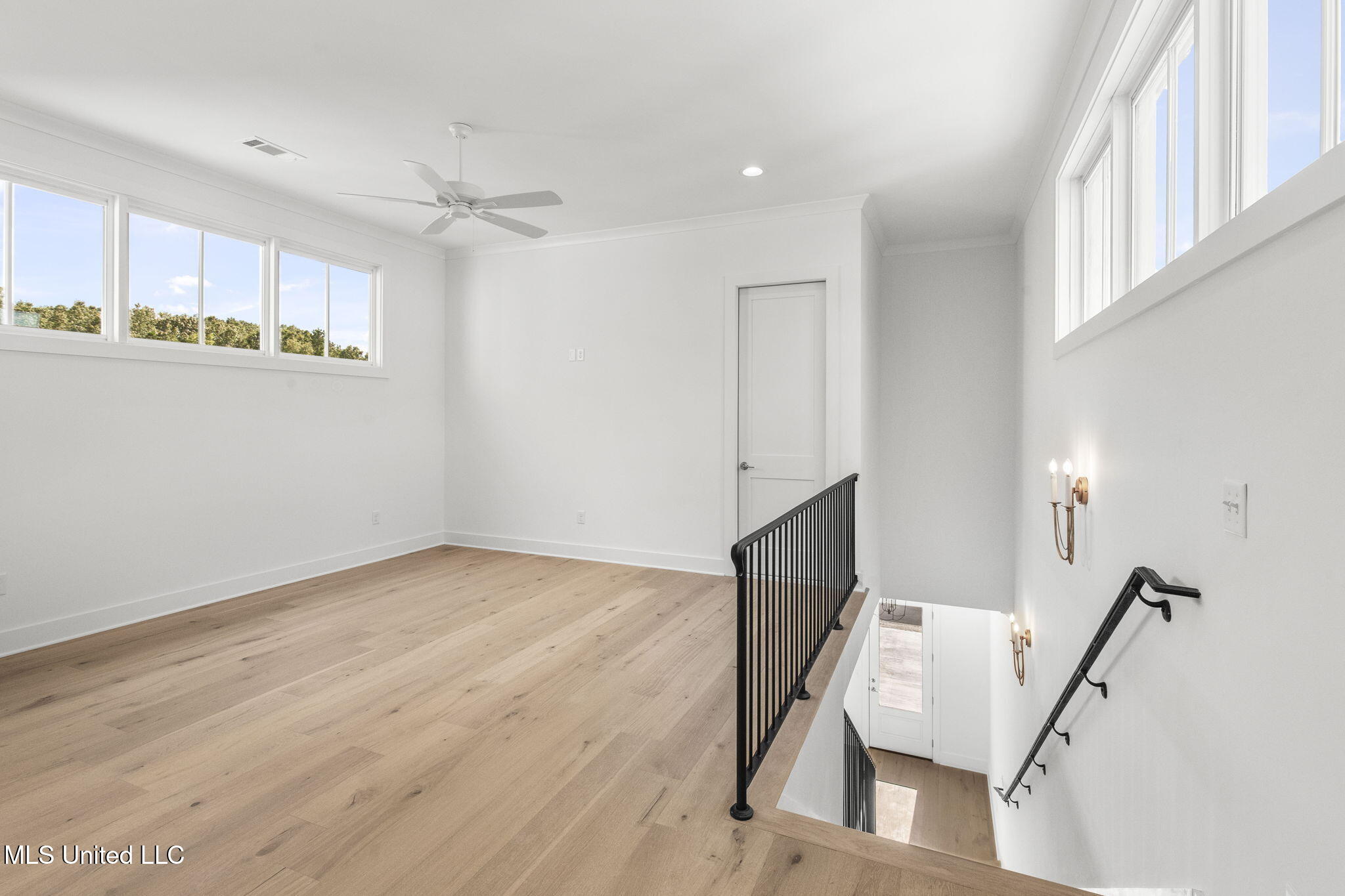105 Prytania Street Property Photo 57