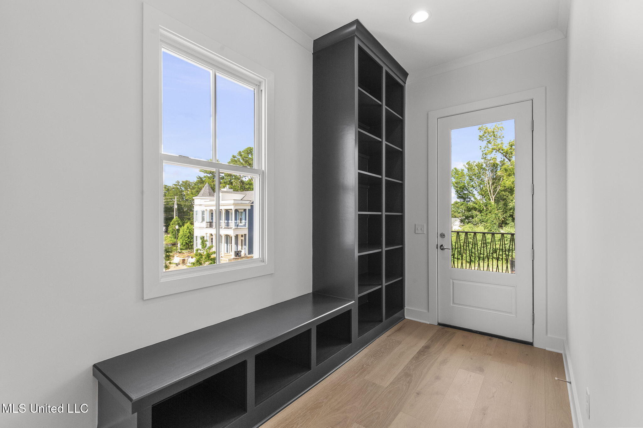 105 Prytania Street Property Photo 69