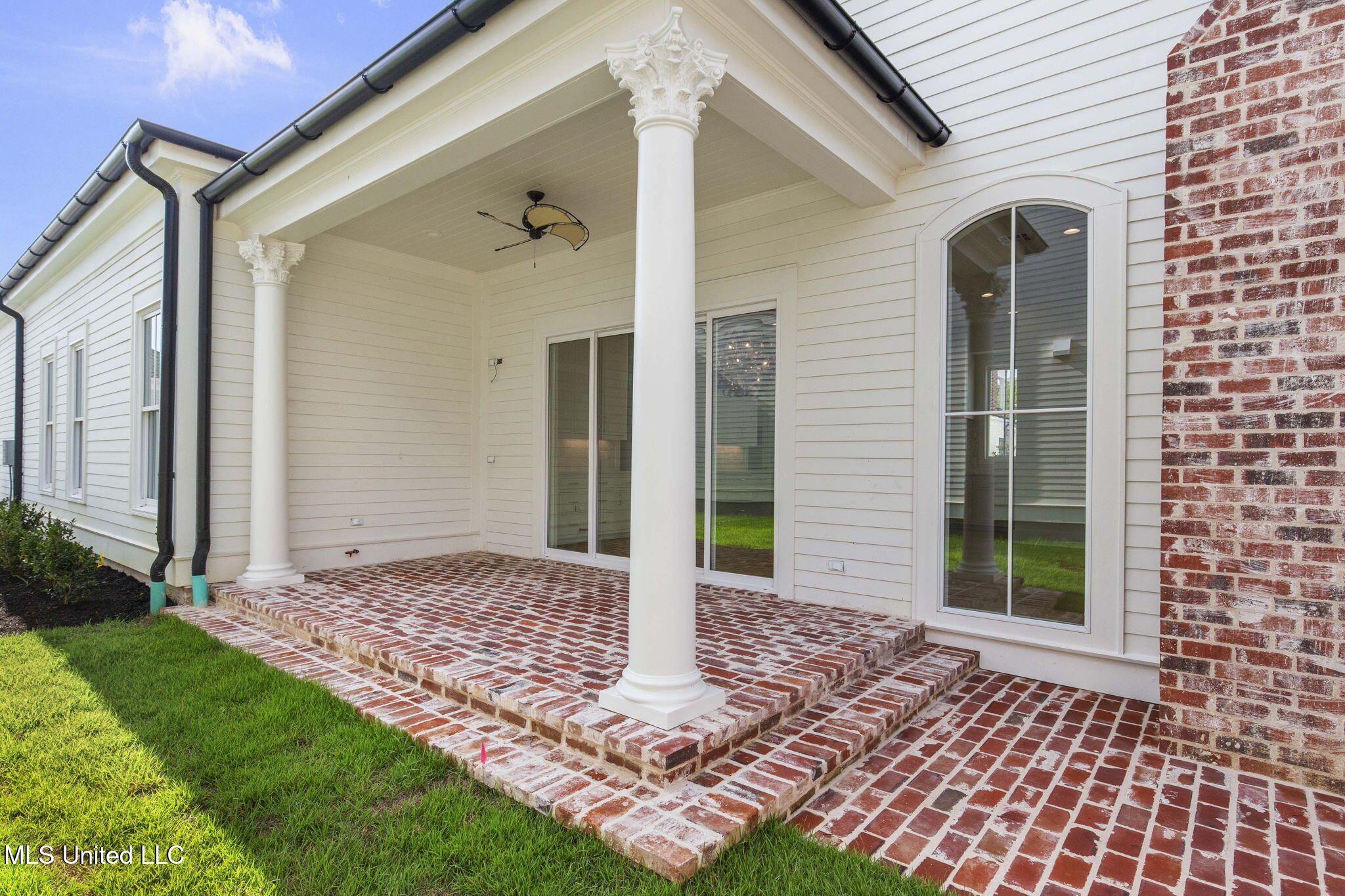 105 Prytania Street Property Photo 81