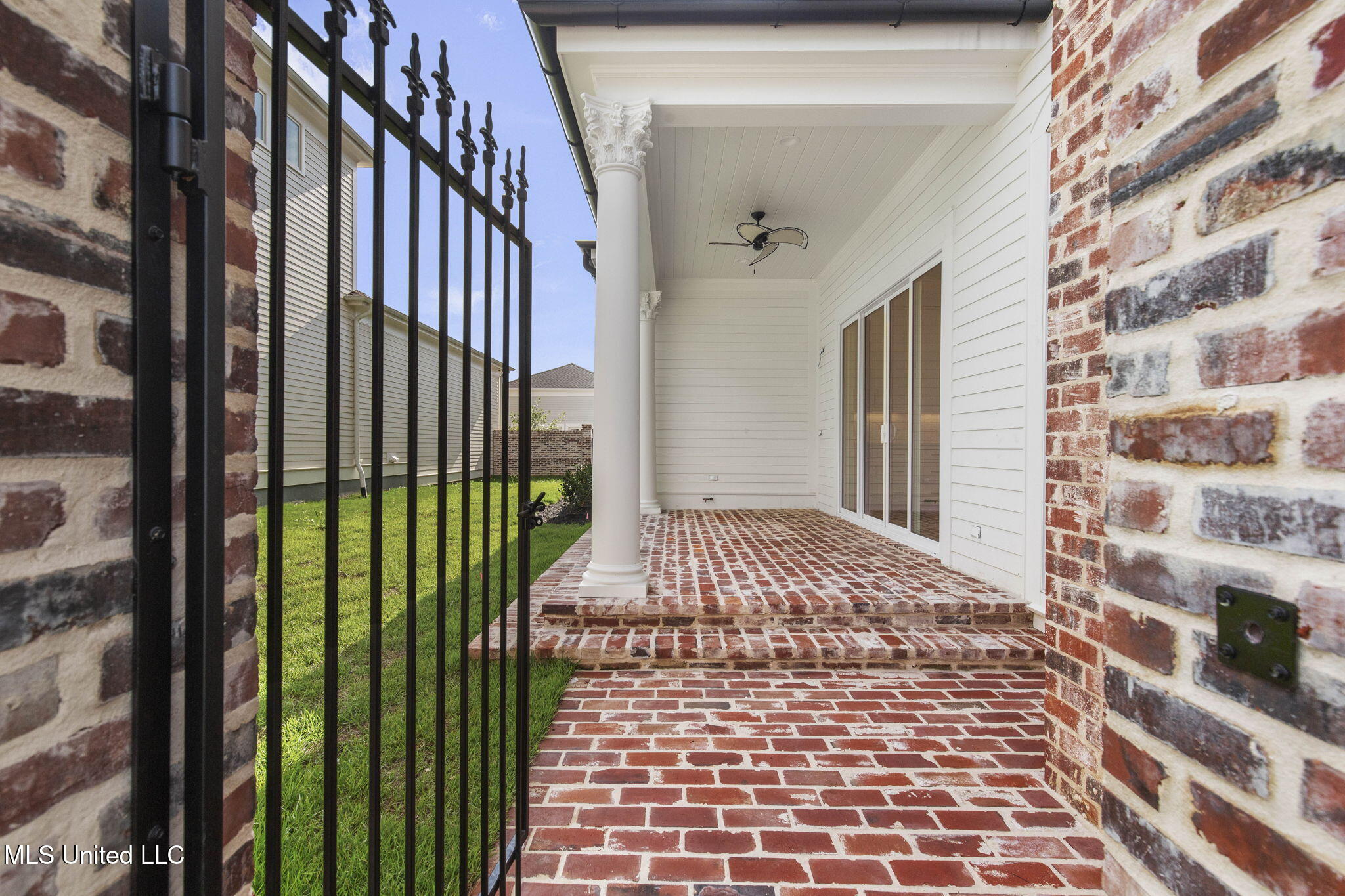 105 Prytania Street Property Photo 84