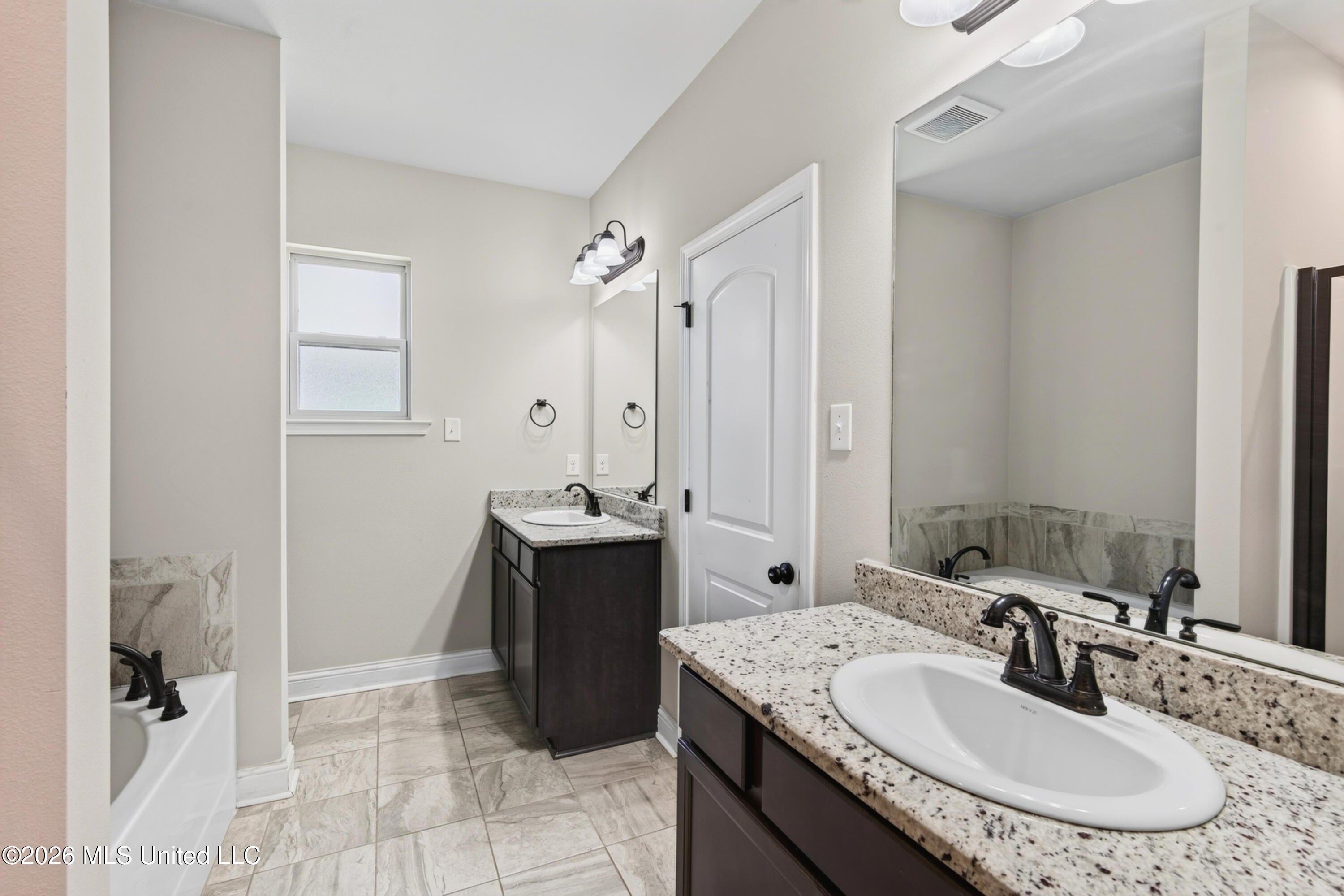 16826 Alcorn Avenue Property Photo 17