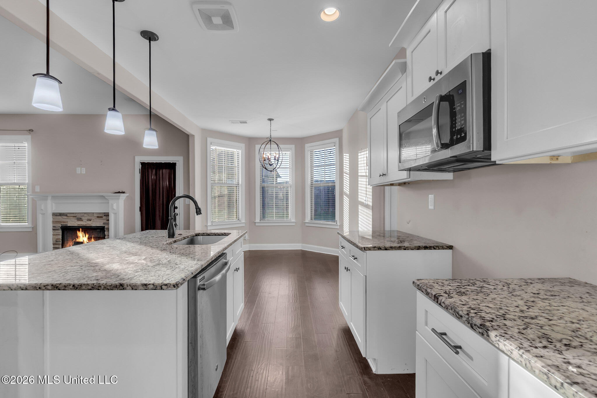2568 Summer Knoll Drive Property Photo 10