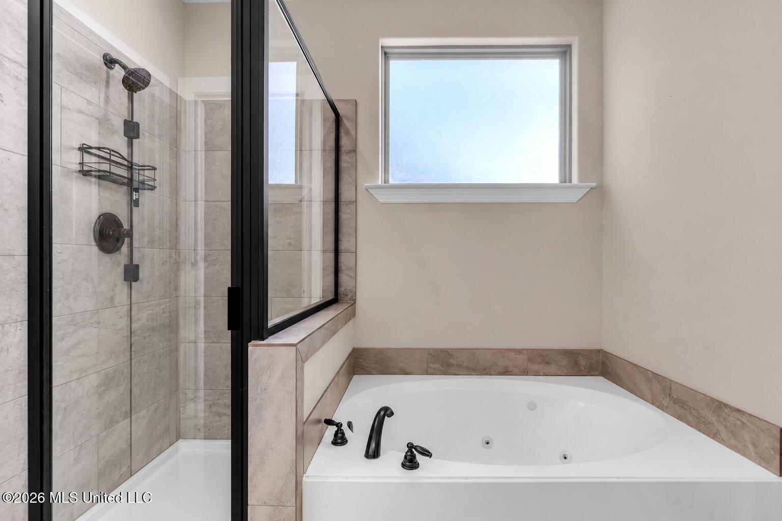 2568 Summer Knoll Drive Property Photo 15