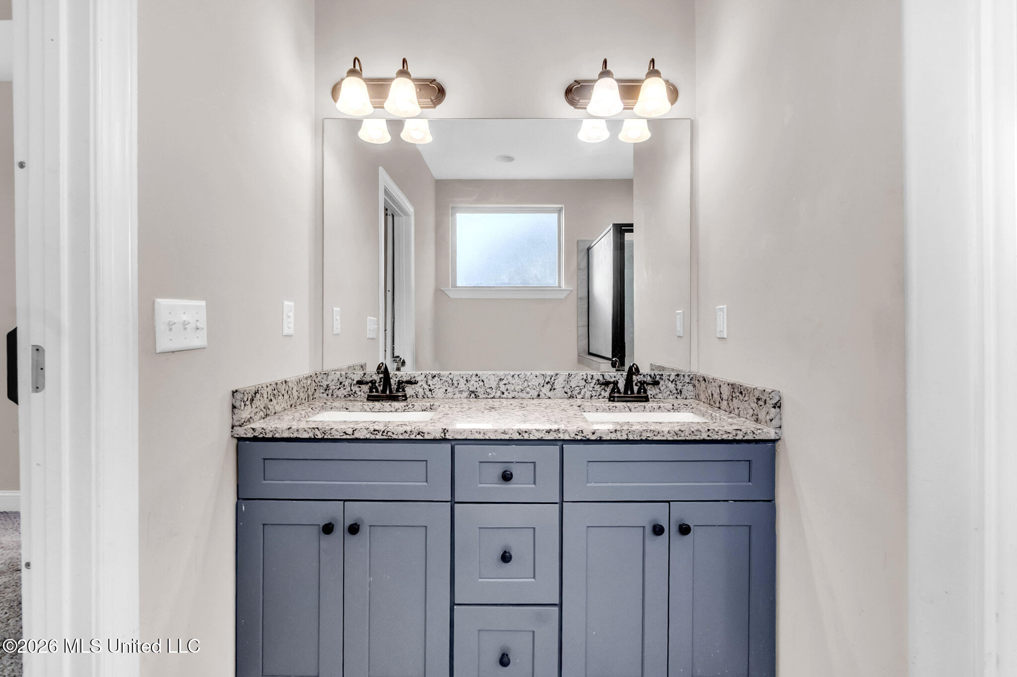 2568 Summer Knoll Drive Property Photo 18