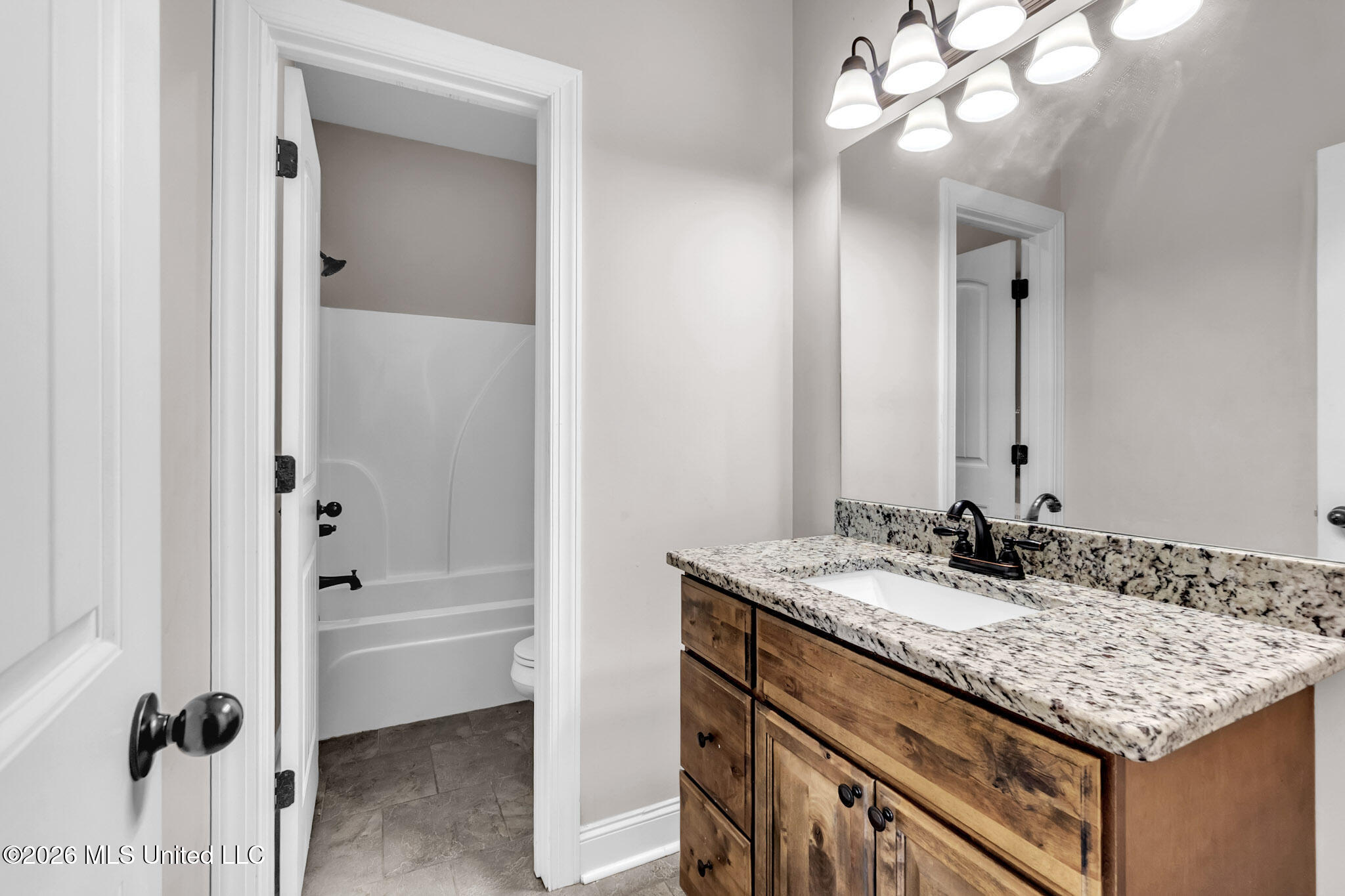 2568 Summer Knoll Drive Property Photo 22