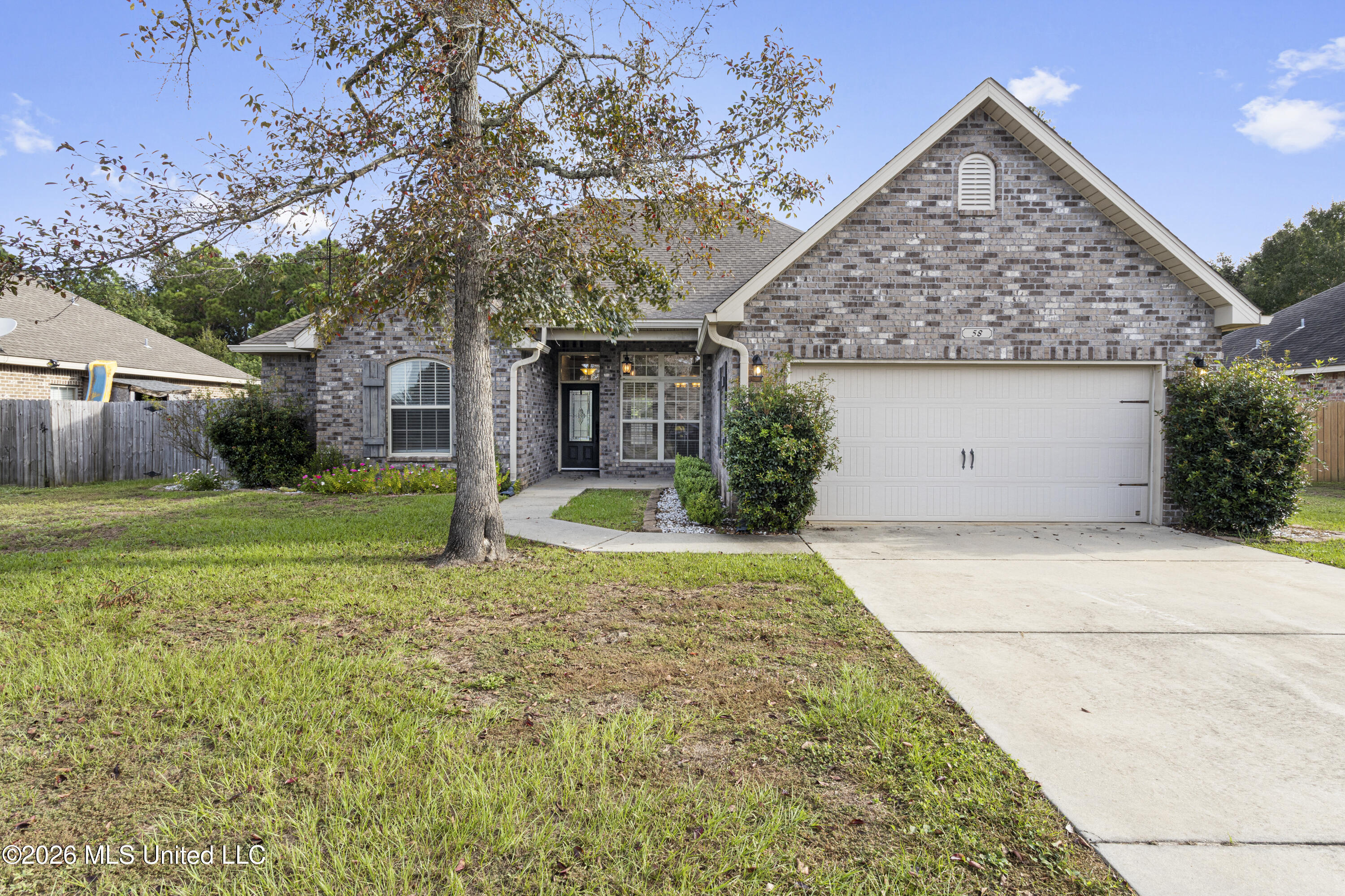 58 Tantallon Drive Property Photo 2