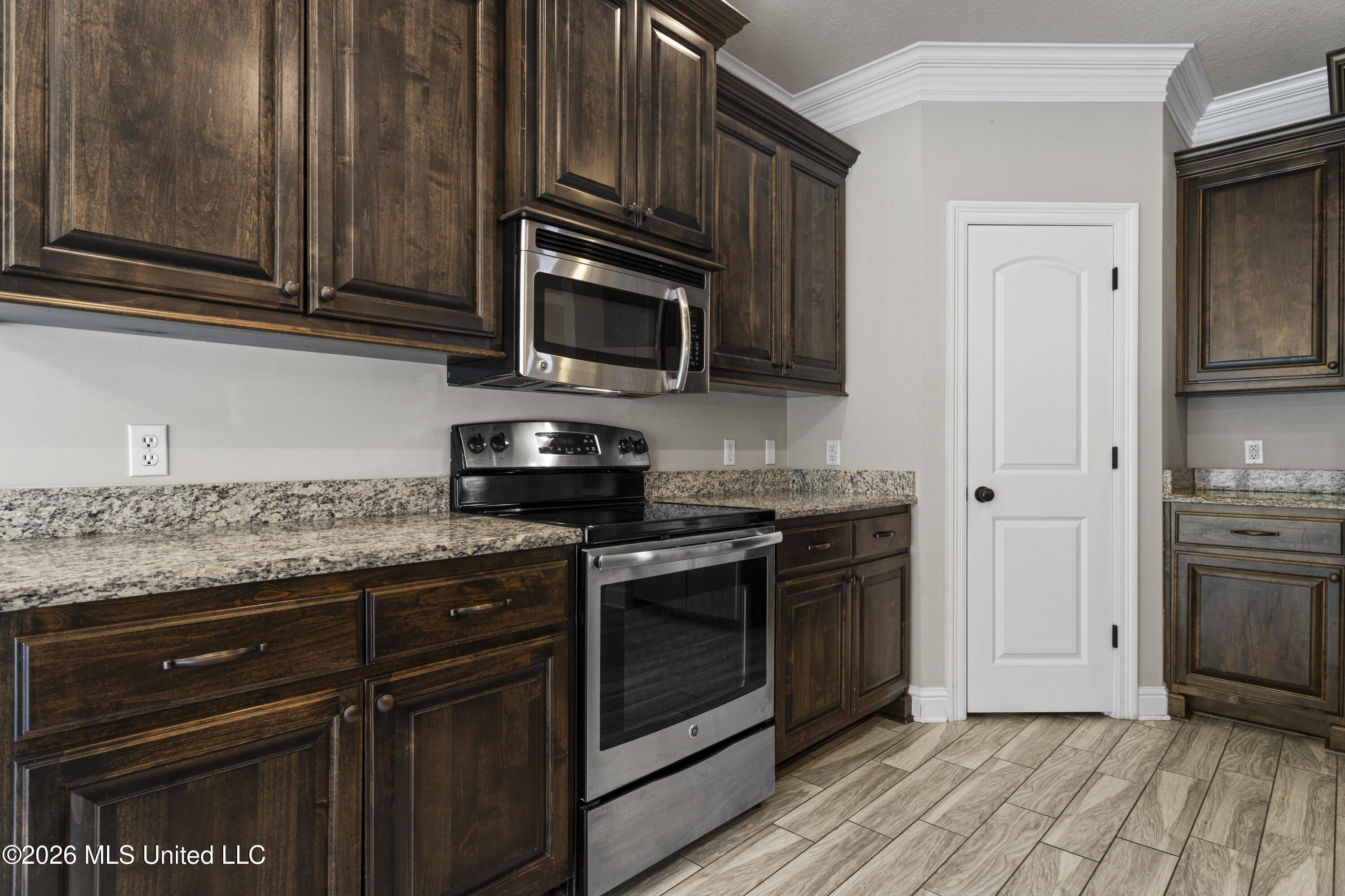58 Tantallon Drive Property Photo 14