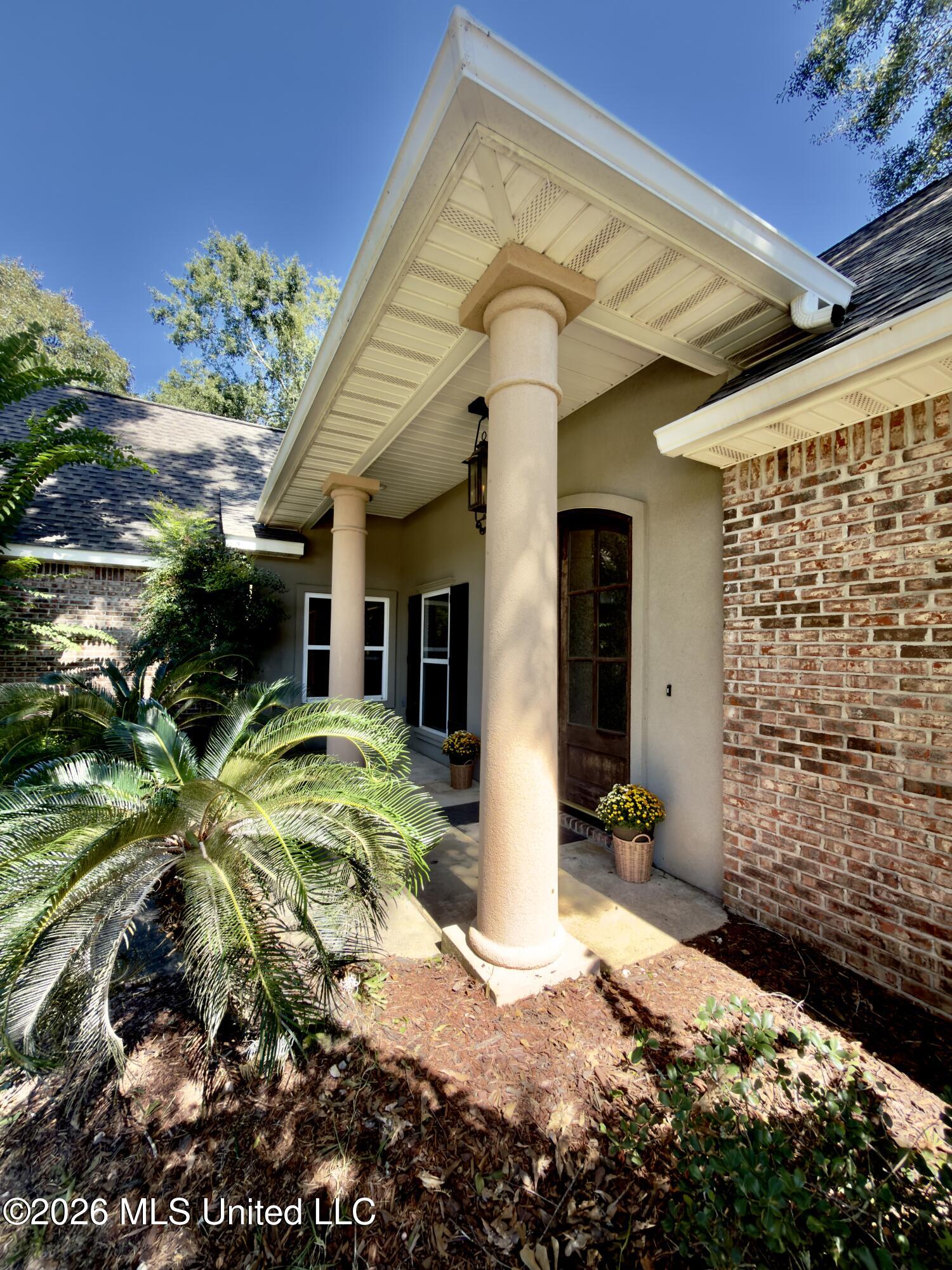 814 Canebreak Drive Property Photo 4