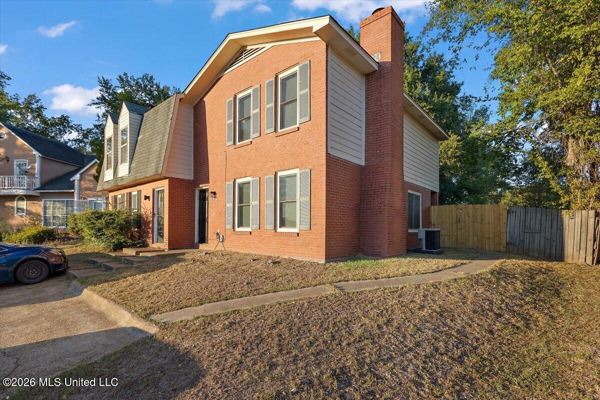 26 Northtown Drive Property Photo 2