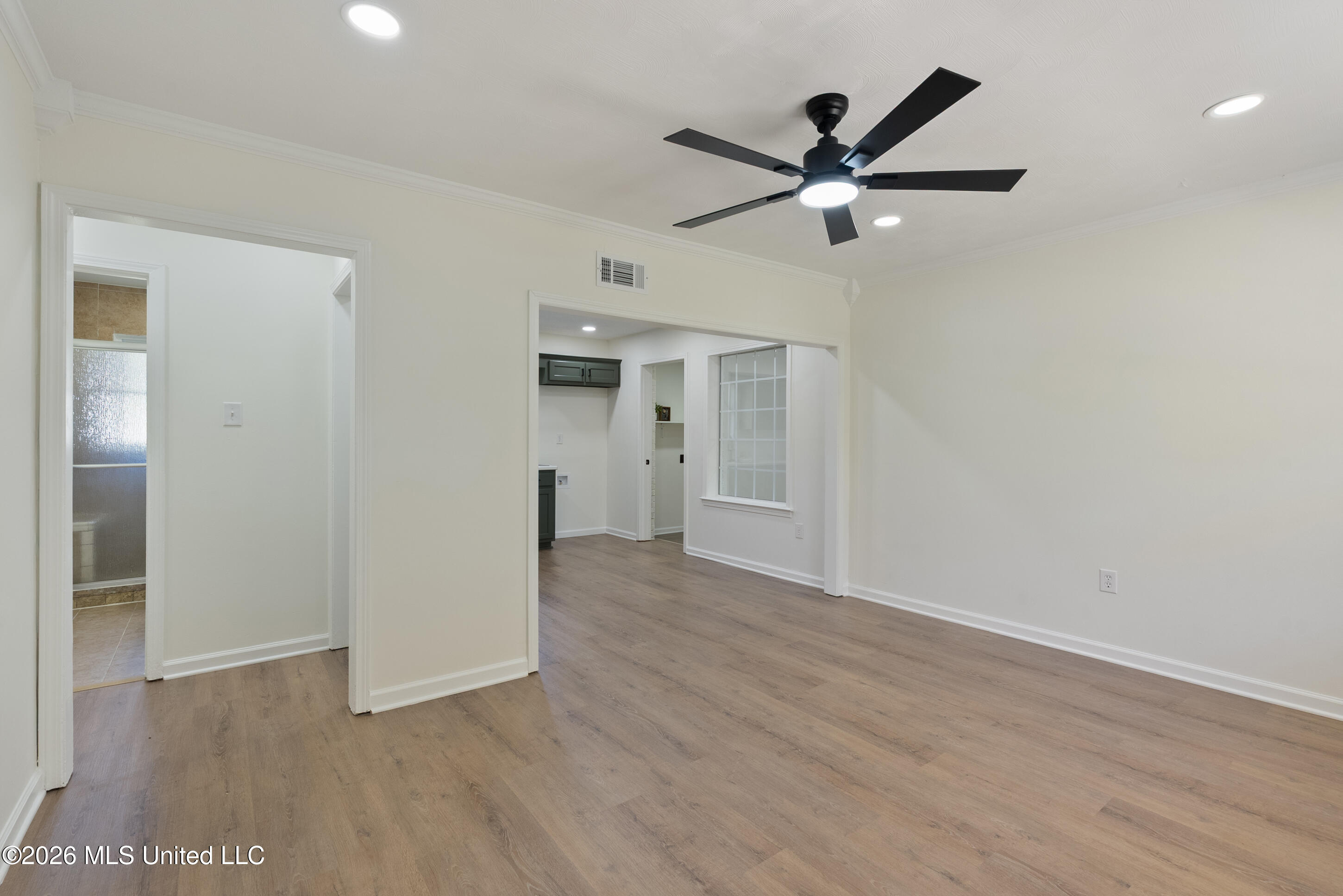 326 Hillbrook Drive Property Photo 8
