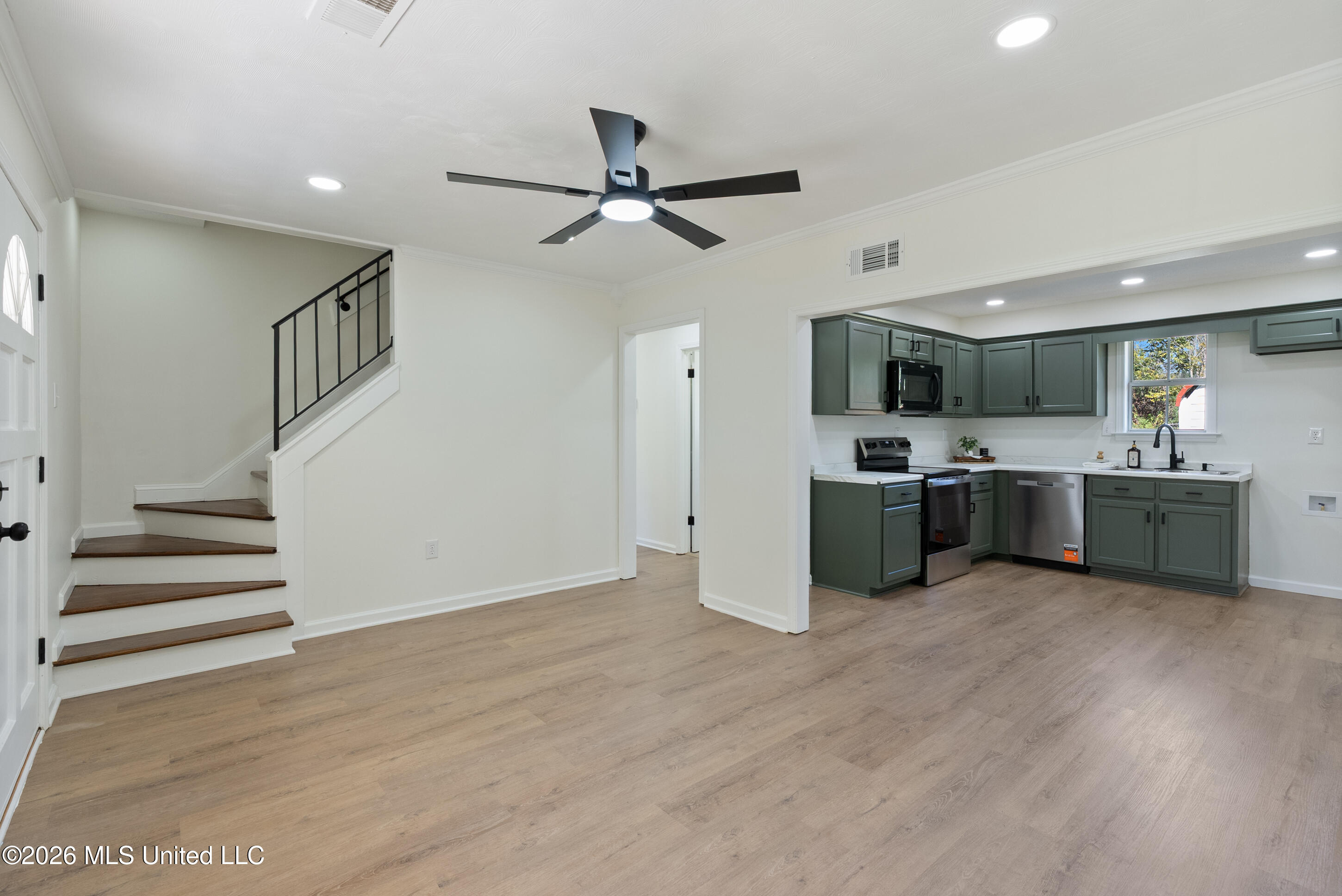 326 Hillbrook Drive Property Photo 9