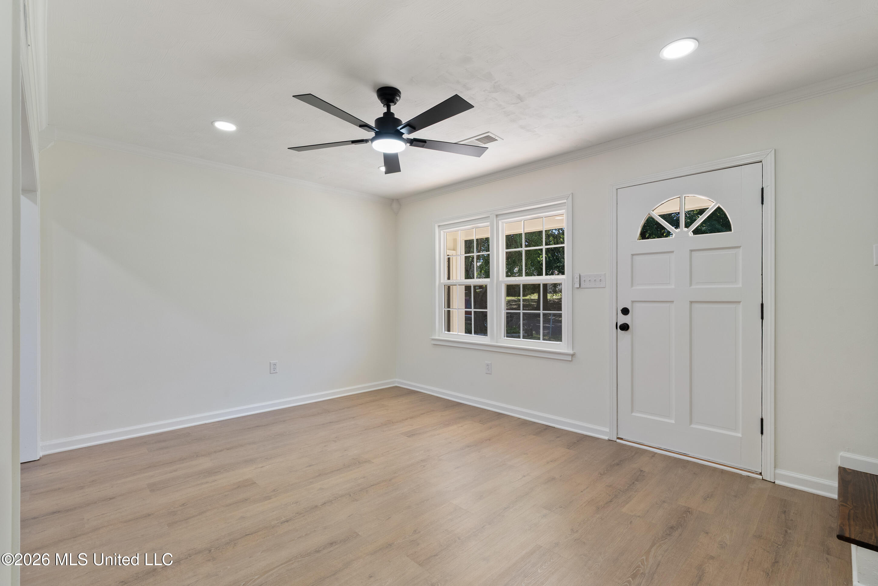 326 Hillbrook Drive Property Photo 11