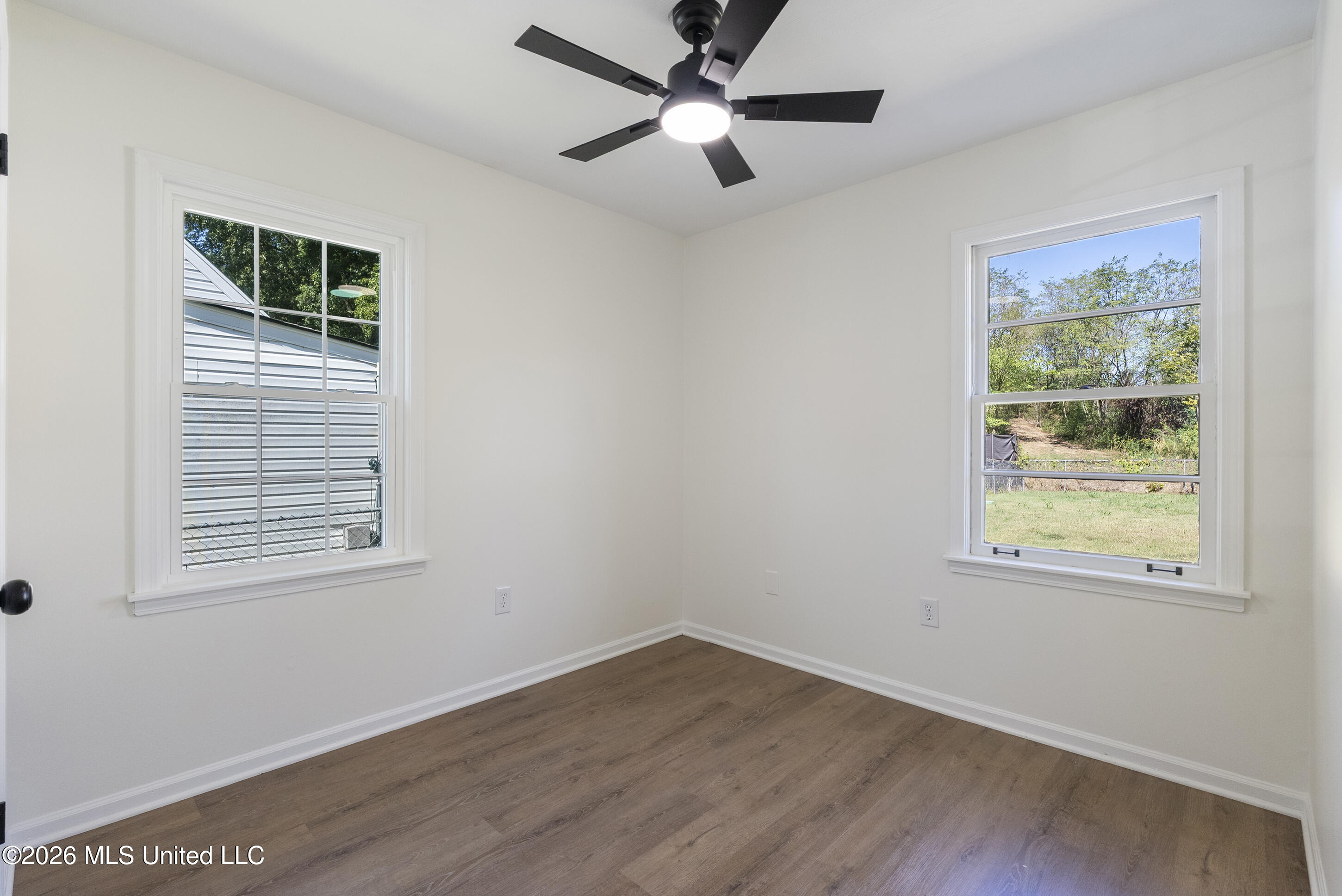 326 Hillbrook Drive Property Photo 20