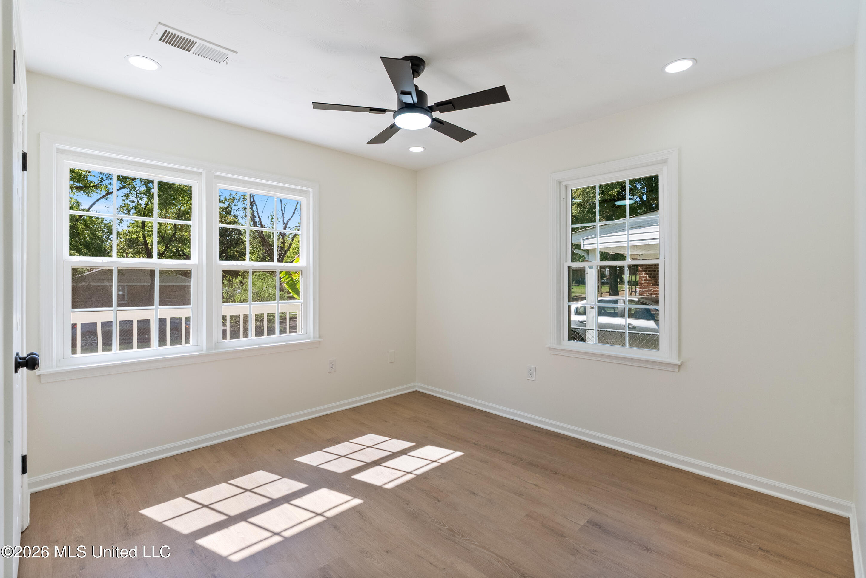 326 Hillbrook Drive Property Photo 25