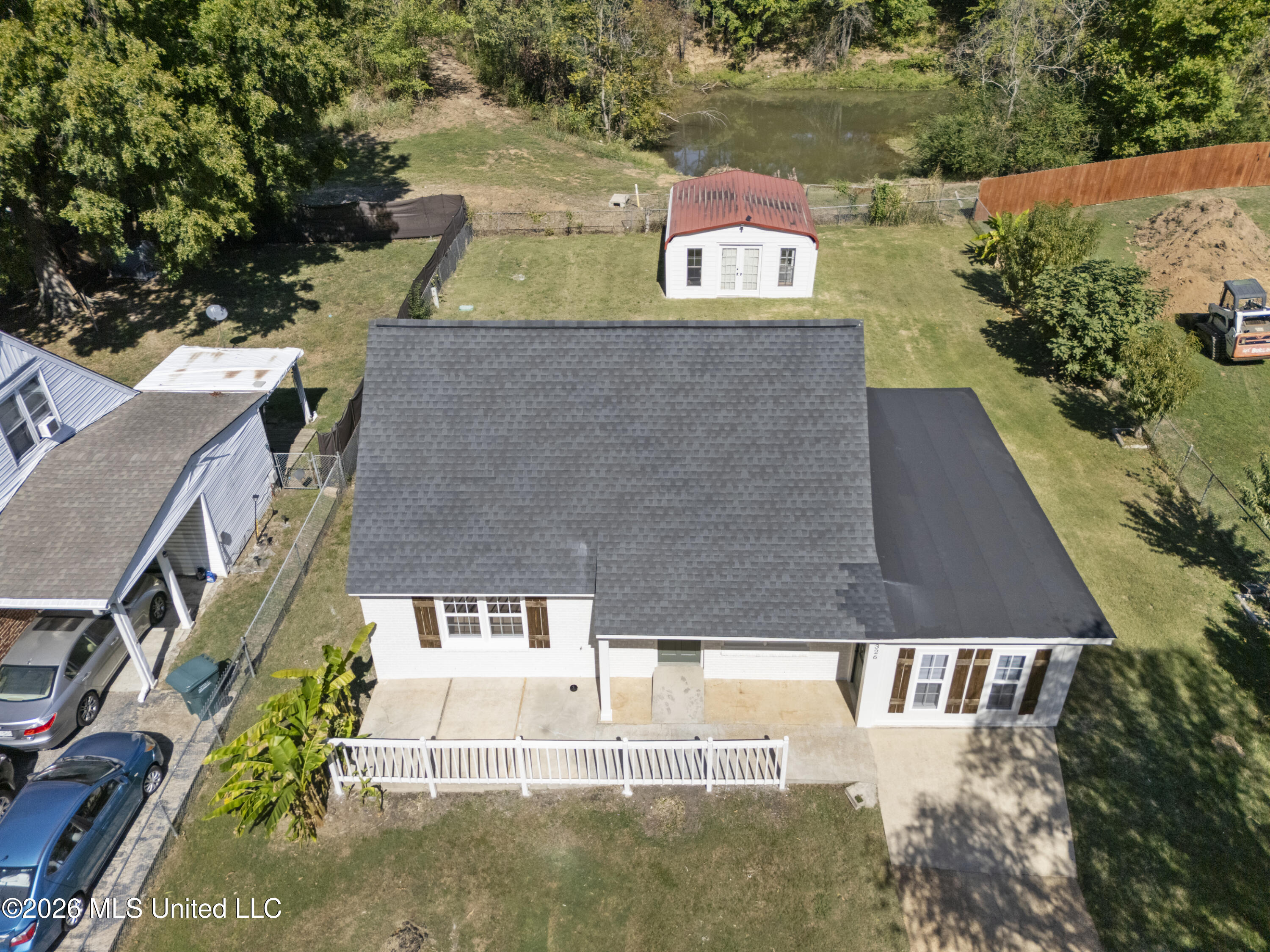 326 Hillbrook Drive Property Photo 34