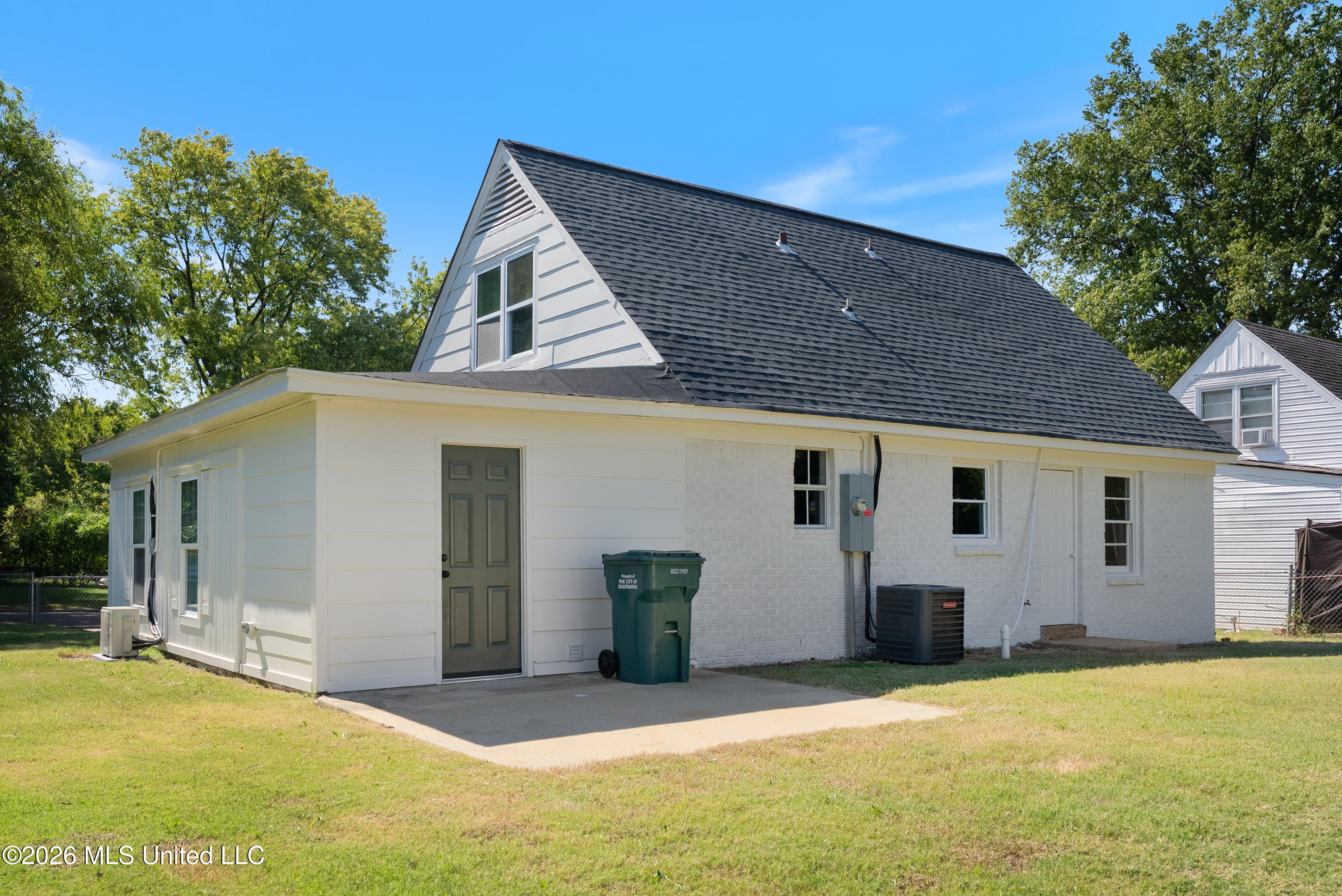 326 Hillbrook Drive Property Photo 38