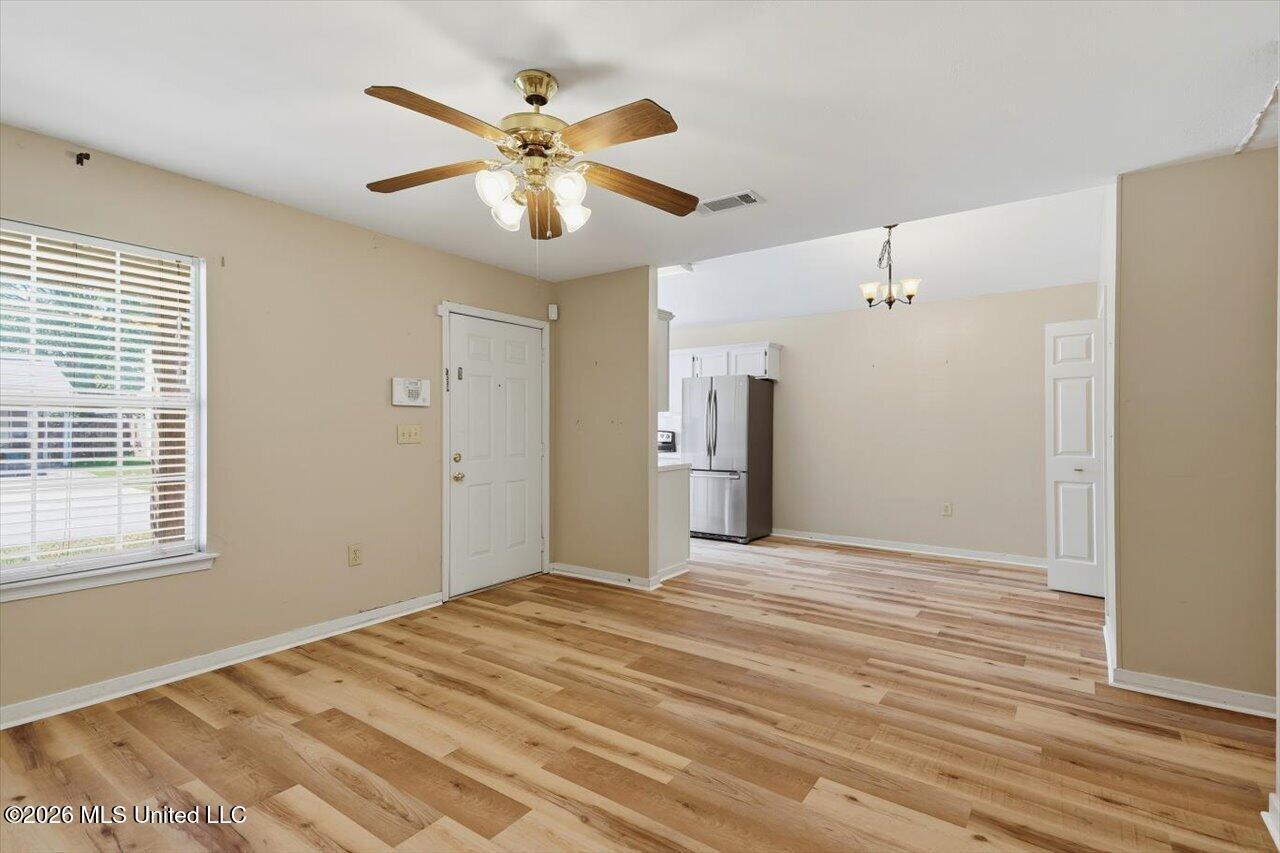 310 Audubon Circle Property Photo 6