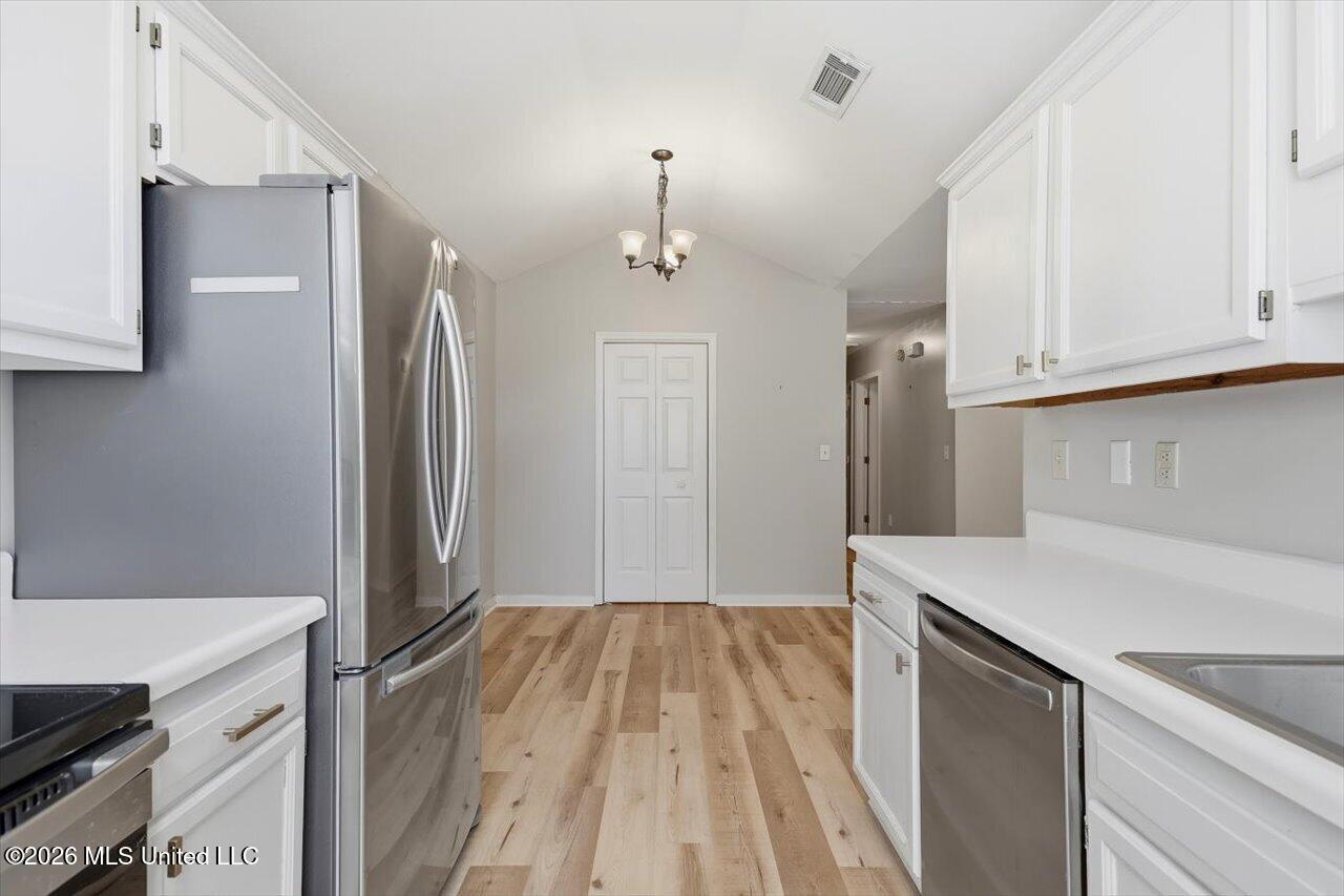 310 Audubon Circle Property Photo 11