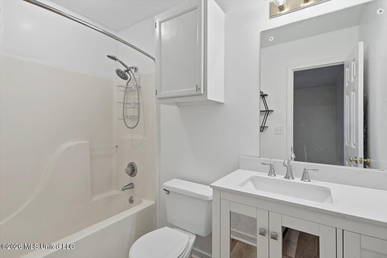 310 Audubon Circle Property Photo 16
