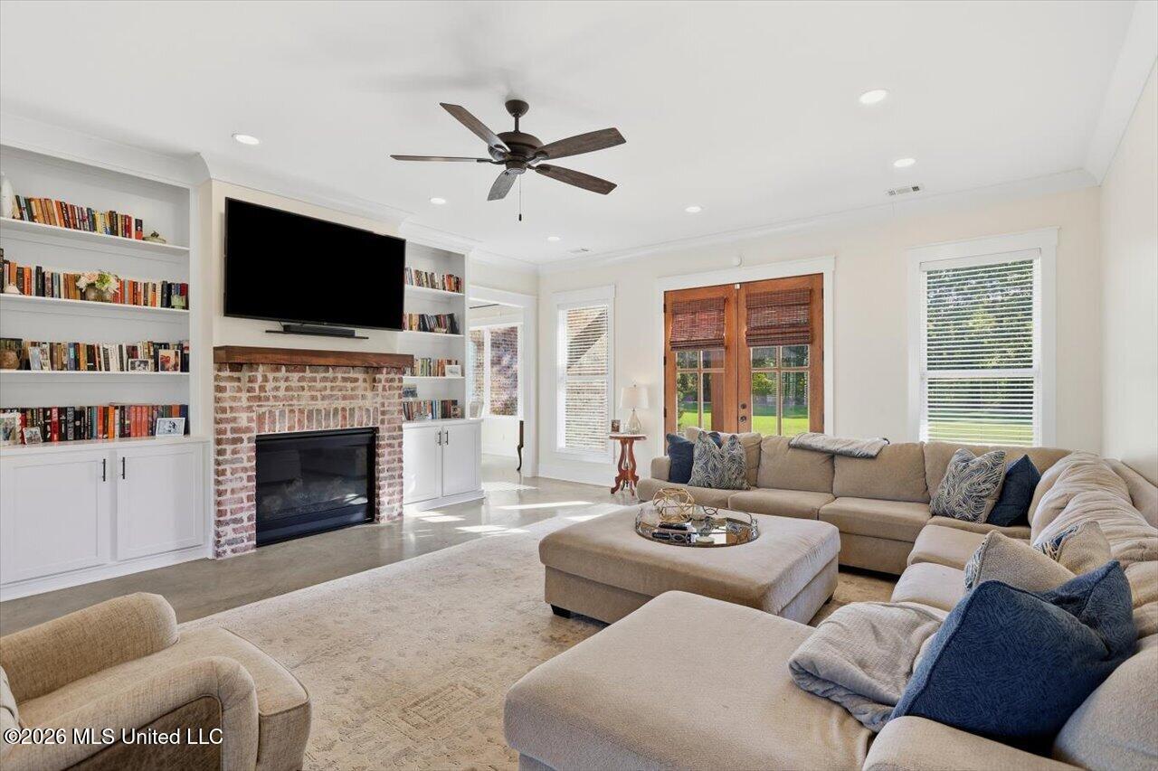 697 Little Big Mound Road Property Photo 5