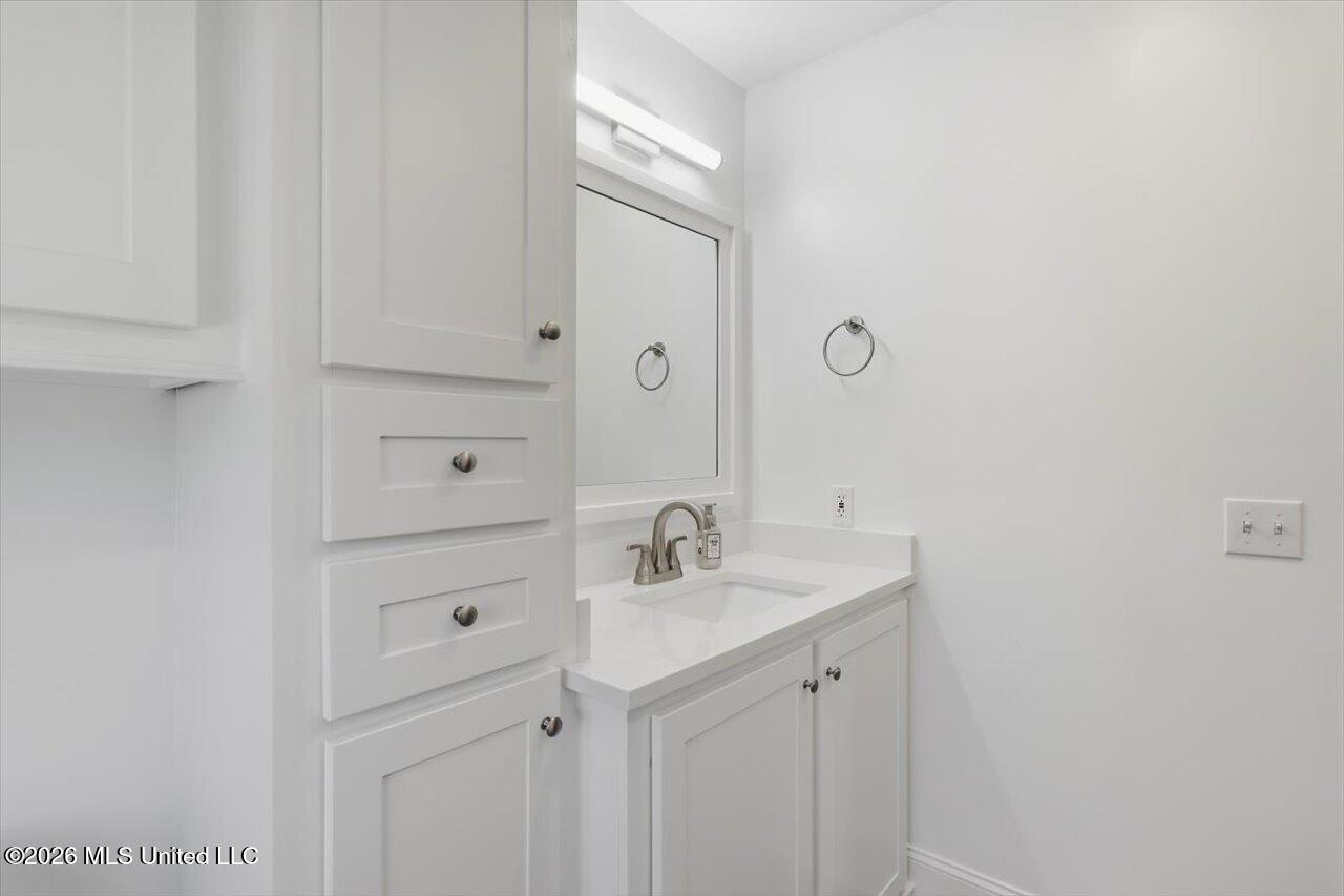 697 Little Big Mound Road Property Photo 29