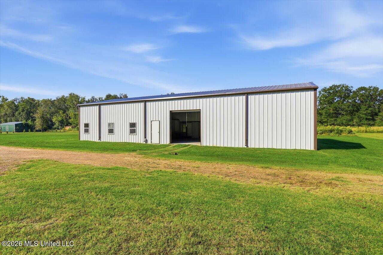 697 Little Big Mound Road Property Photo 39