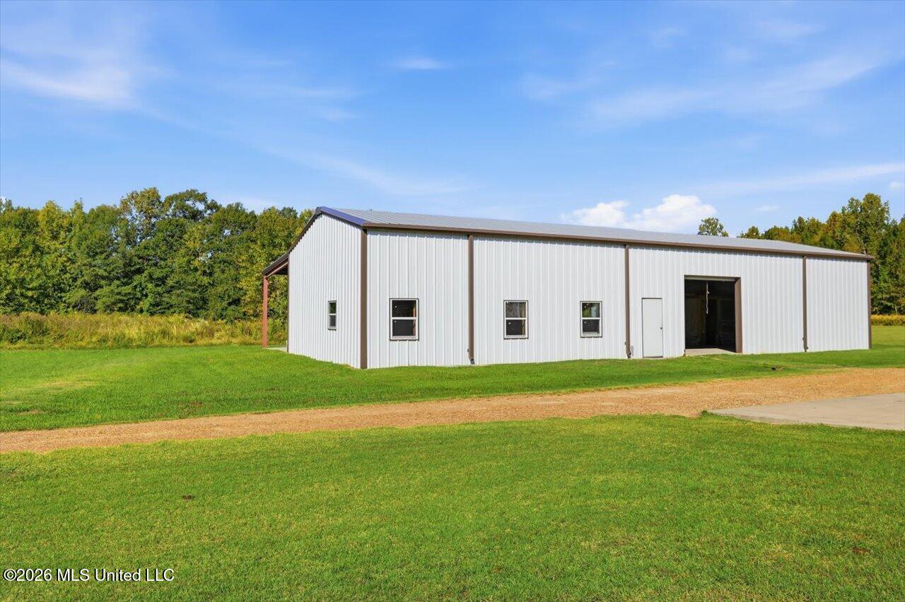 697 Little Big Mound Road Property Photo 40