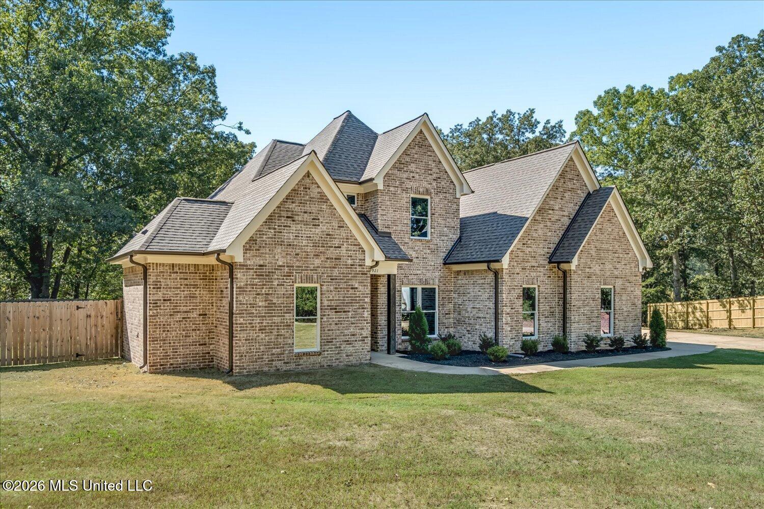 9921 Anderson Drive Property Photo 5