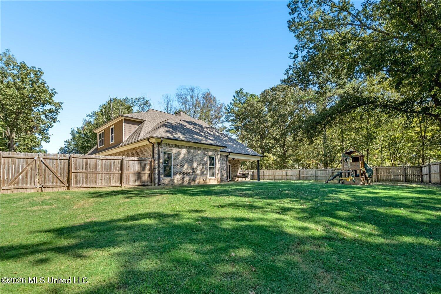 9921 Anderson Drive Property Photo 33