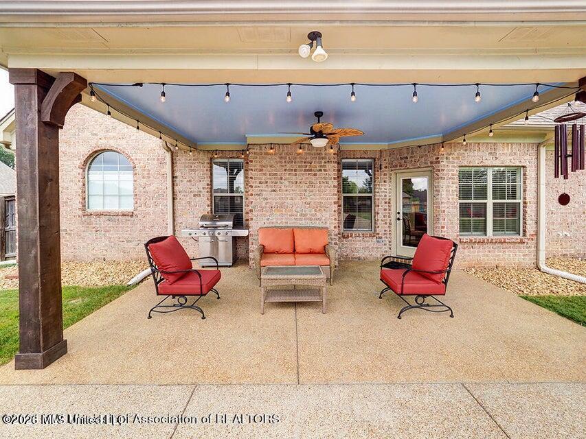 9611 Nielsen Drive Property Photo 4