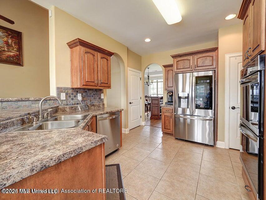 9611 Nielsen Drive Property Photo 10