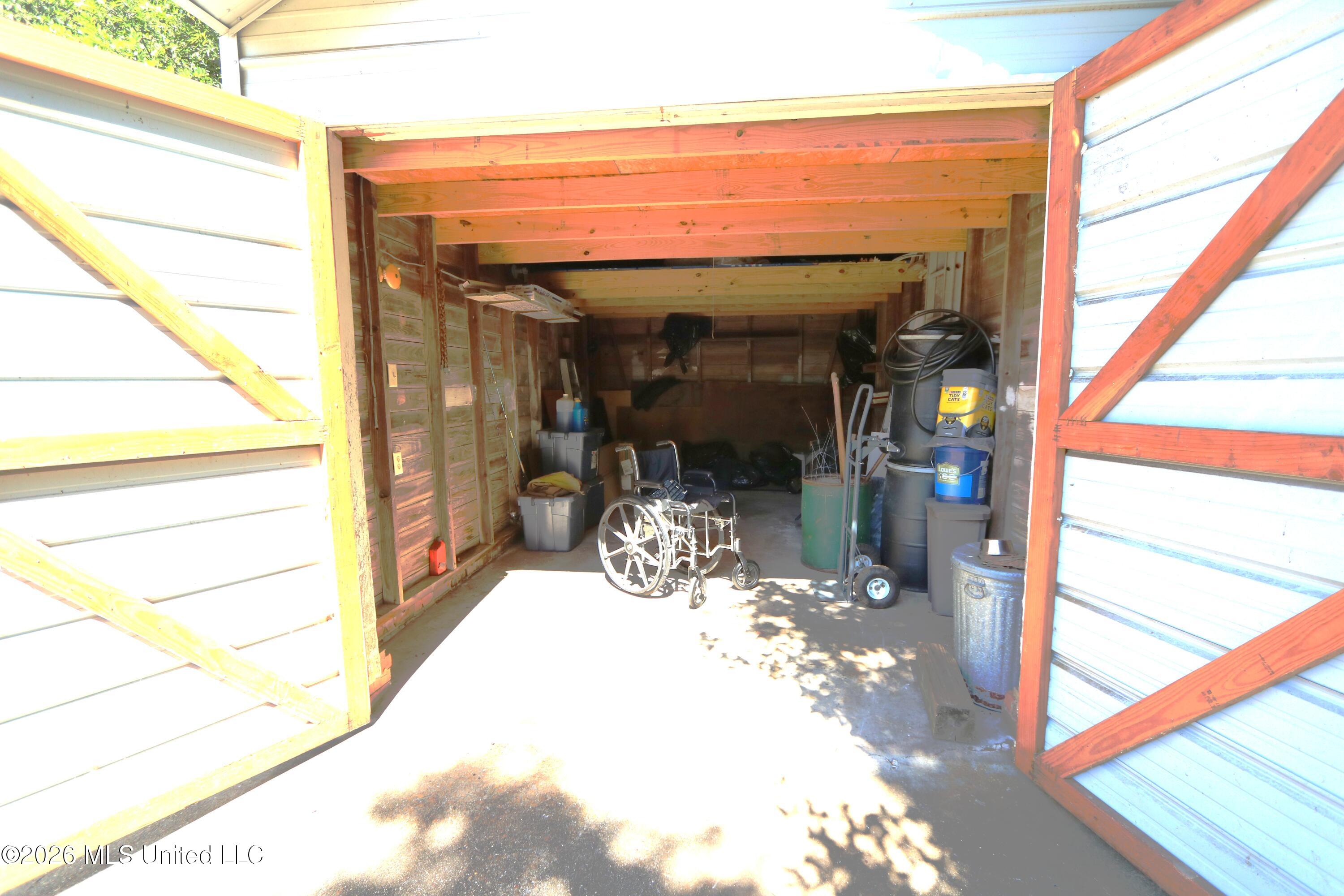 513 W 16th Street Property Photo 16