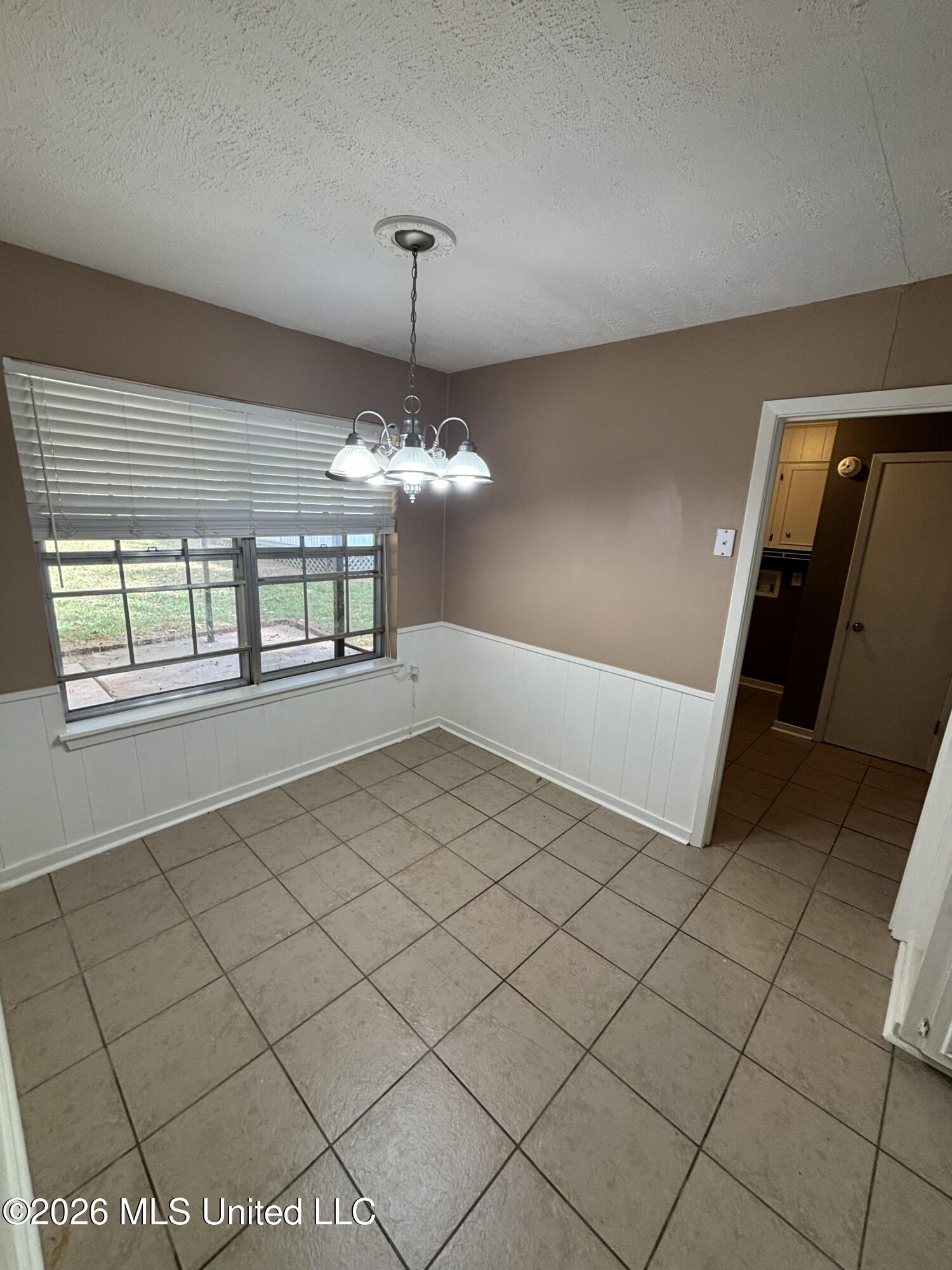 116 Woodgate Drive Property Photo 5