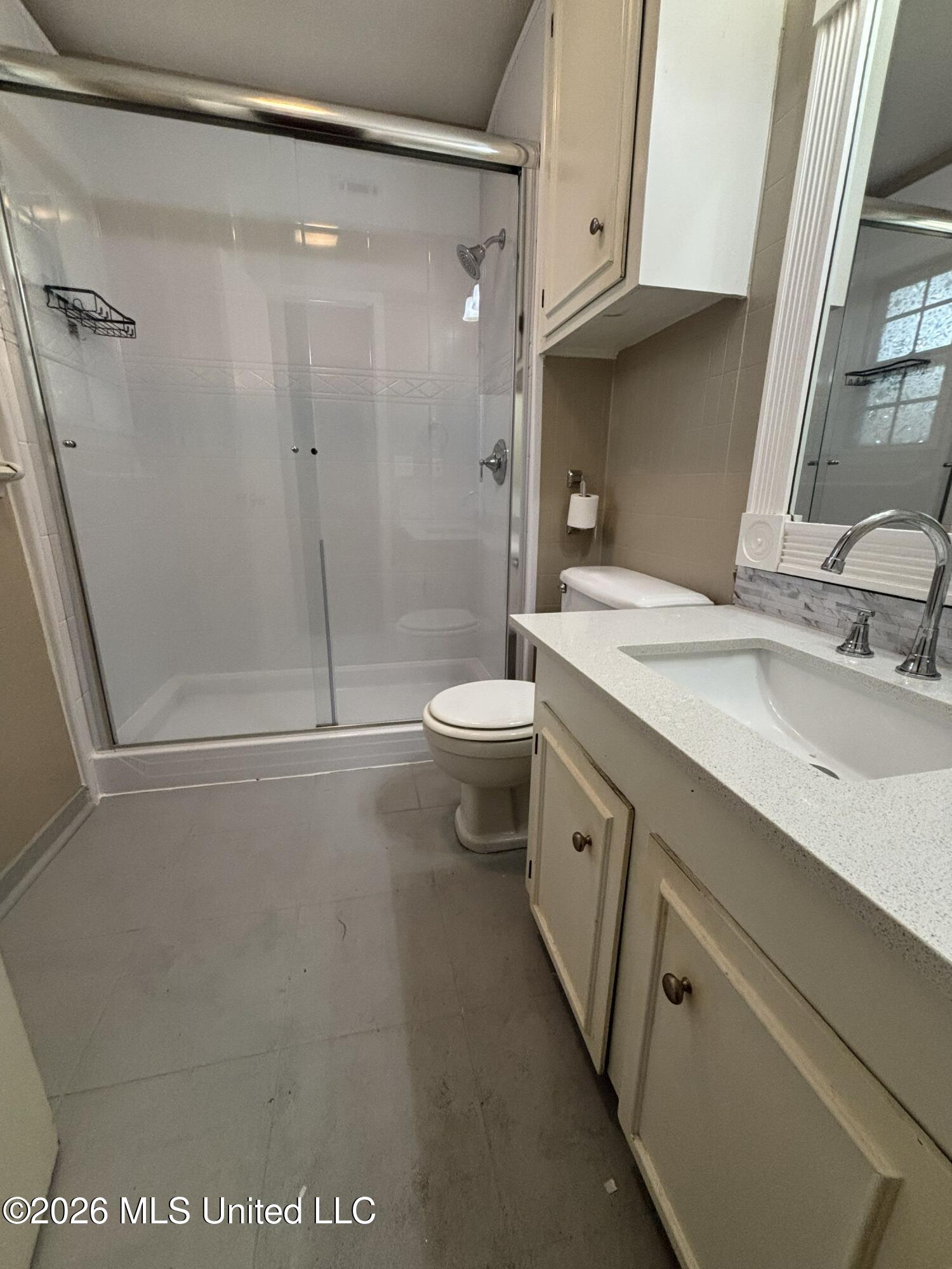 116 Woodgate Drive Property Photo 13