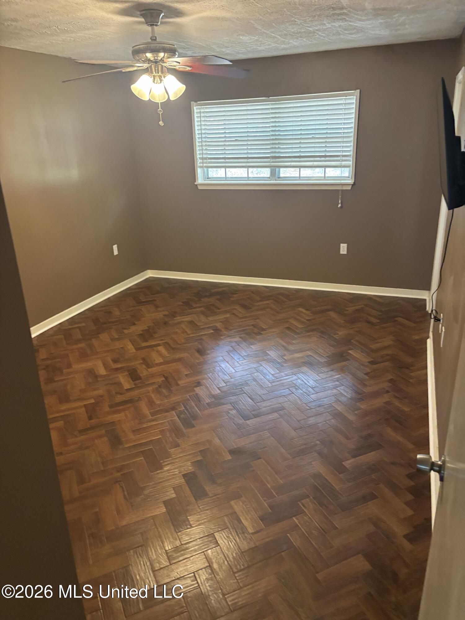 116 Woodgate Drive Property Photo 16