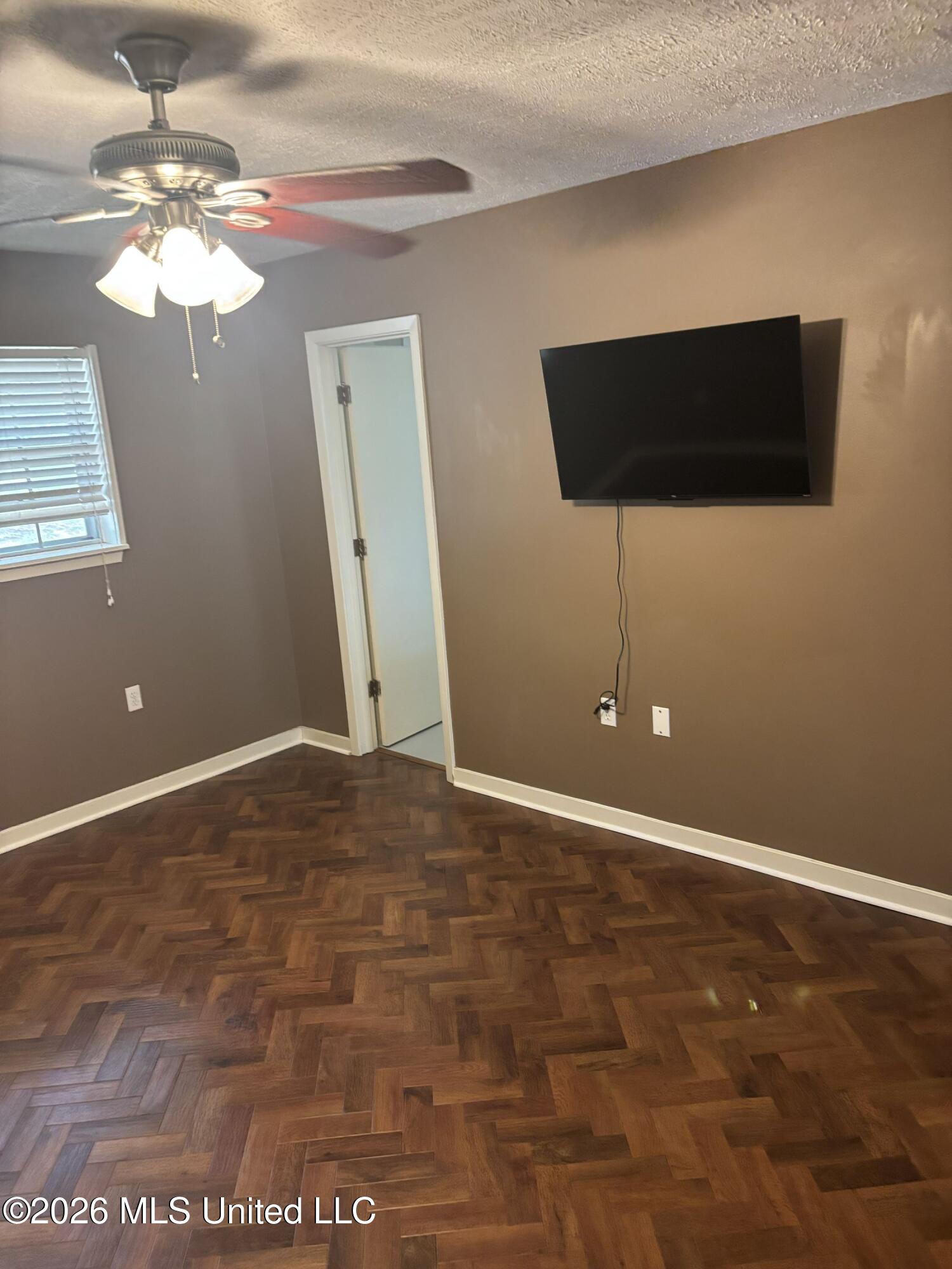 116 Woodgate Drive Property Photo 18