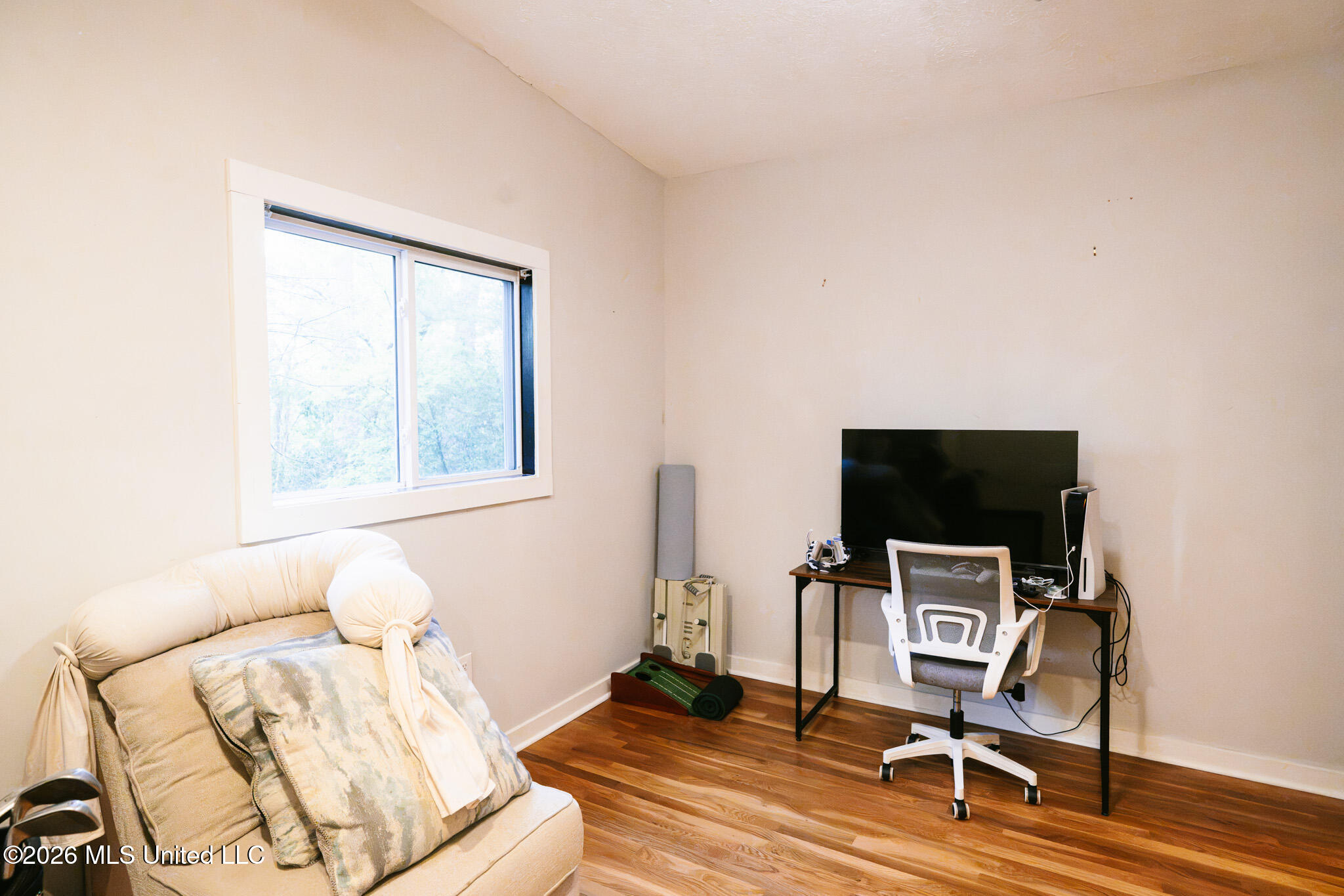 1758 Hillview Drive Property Photo 26