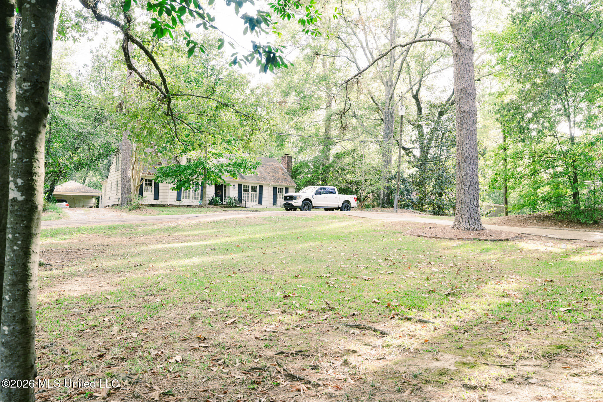 1758 Hillview Drive Property Photo 39