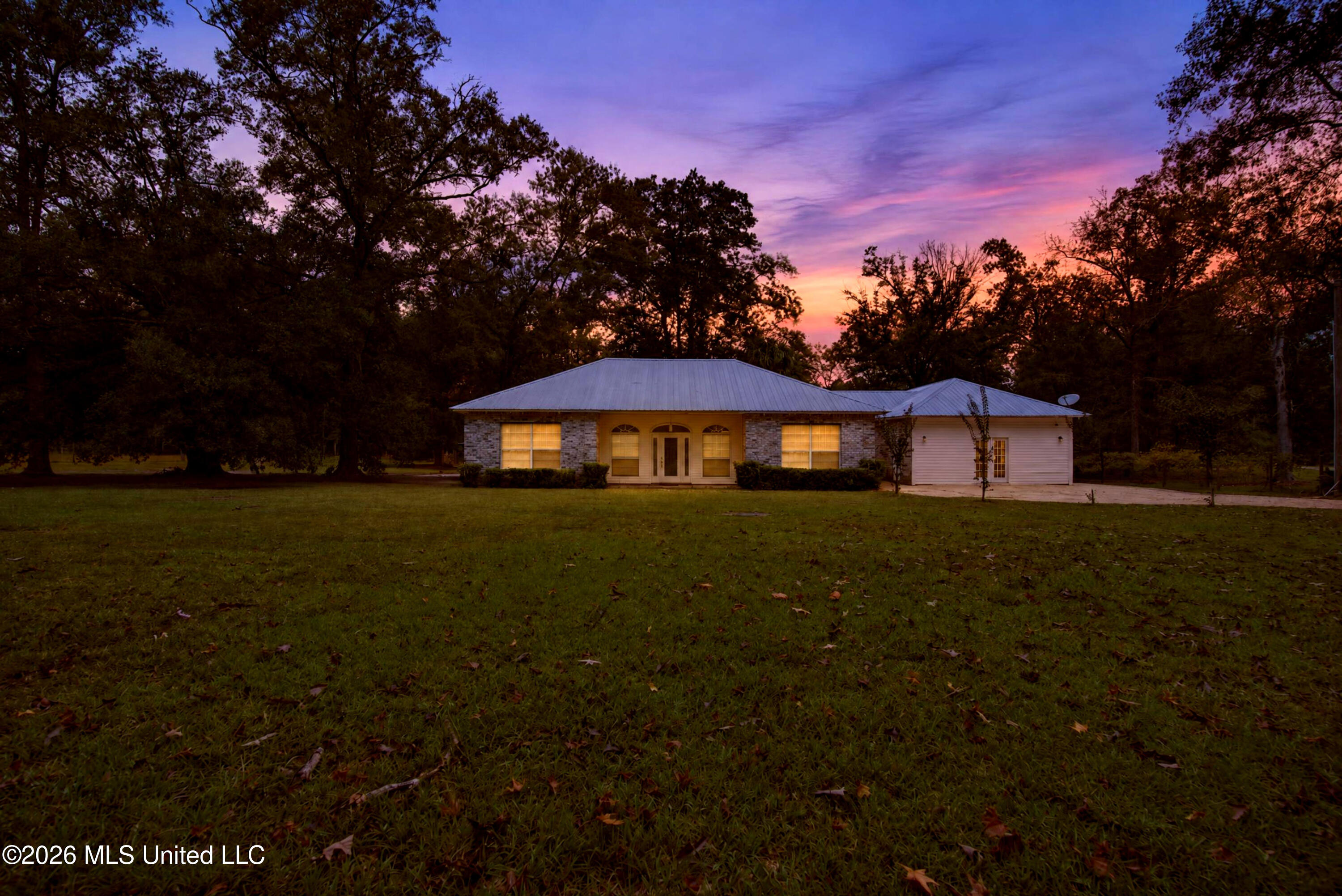 21601 Billy Johnson Road Property Photo 3