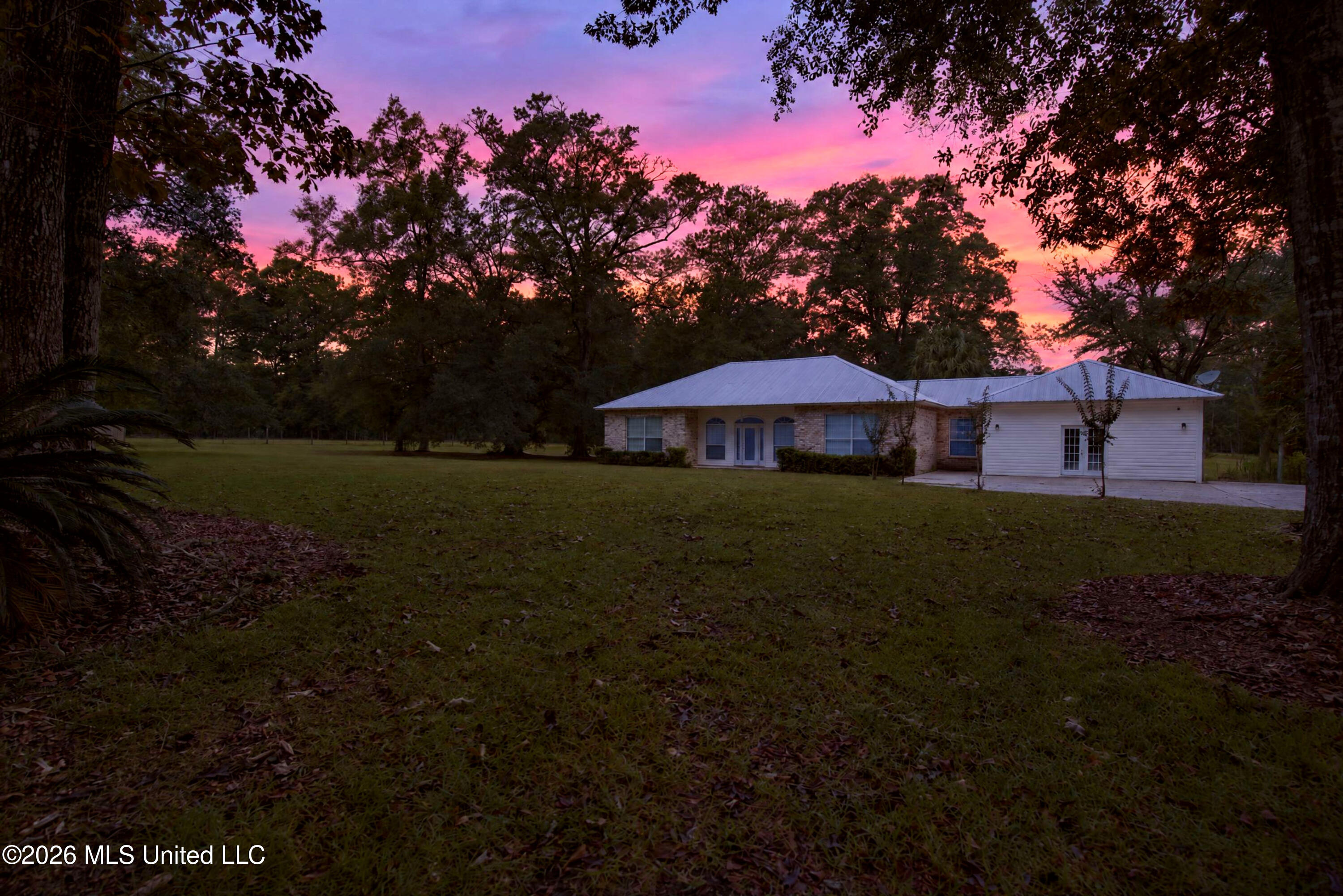 21601 Billy Johnson Road Property Photo 5